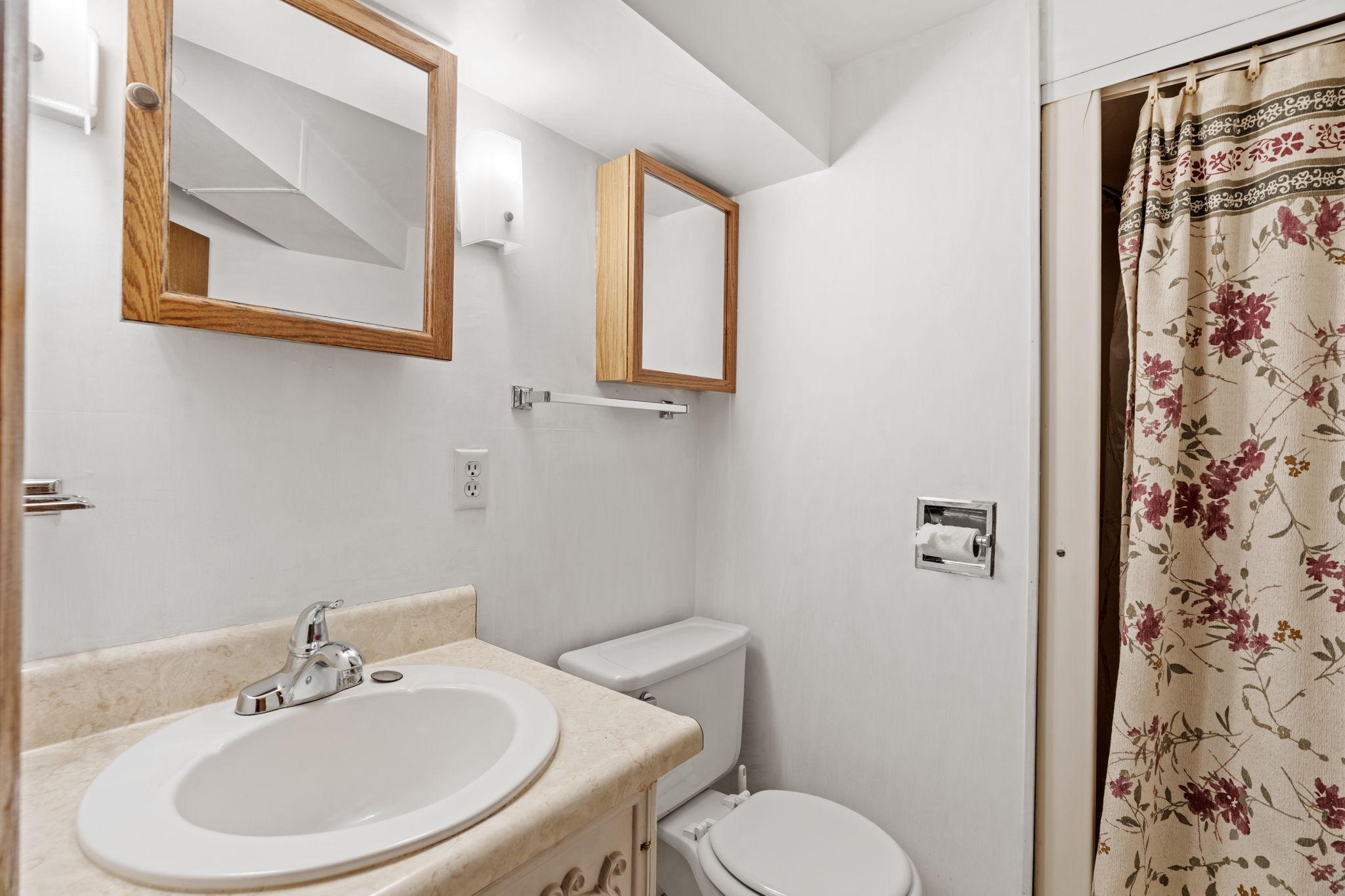 483 Manor Drive Ne Property Photo 20