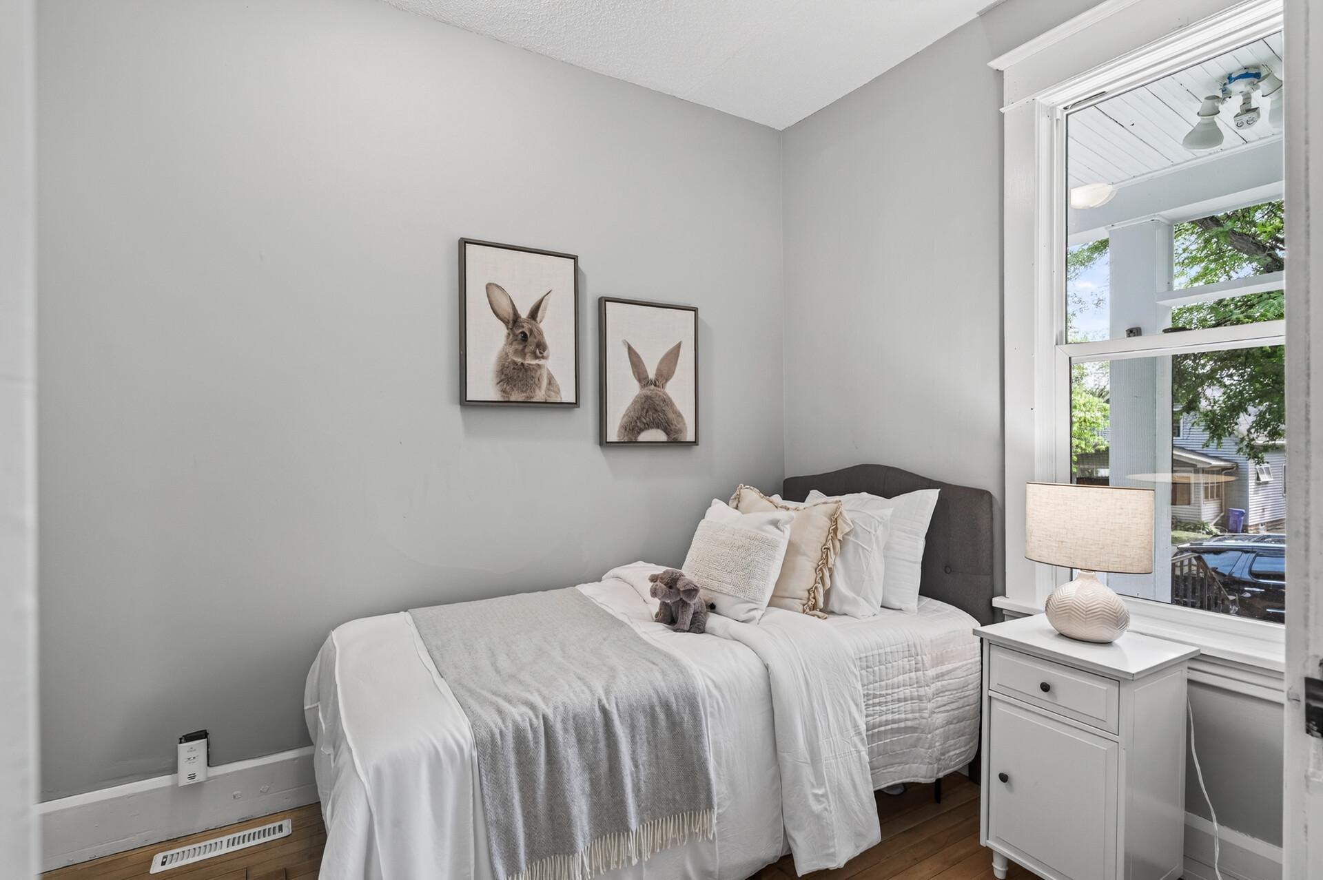 1047 5th Street E Property Photo 14