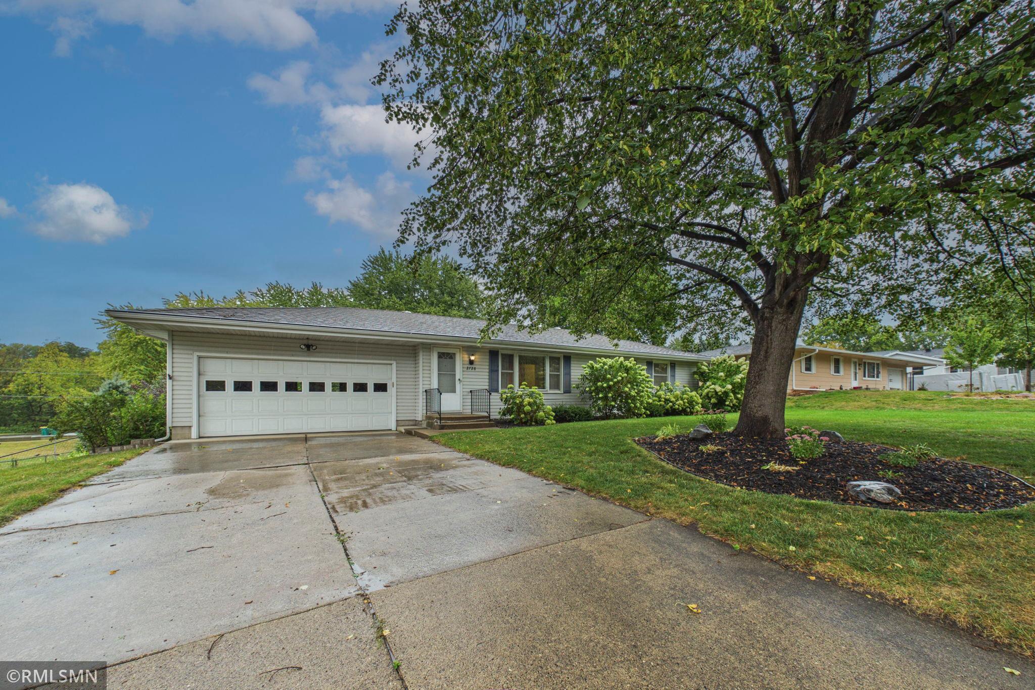 2728 Sunset Lane Property Photo 2