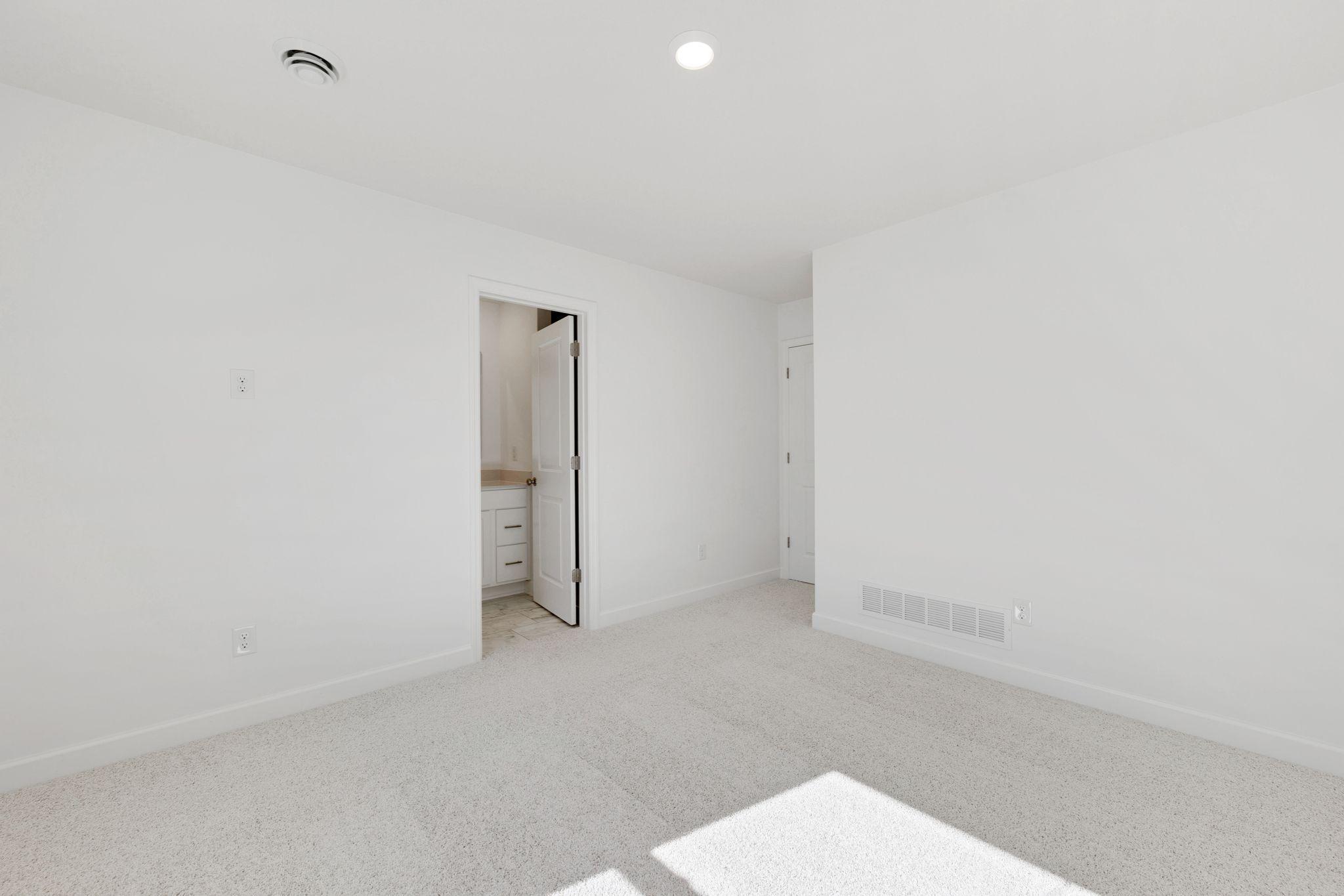 7393 Kaeding Lane Ne Property Photo 12