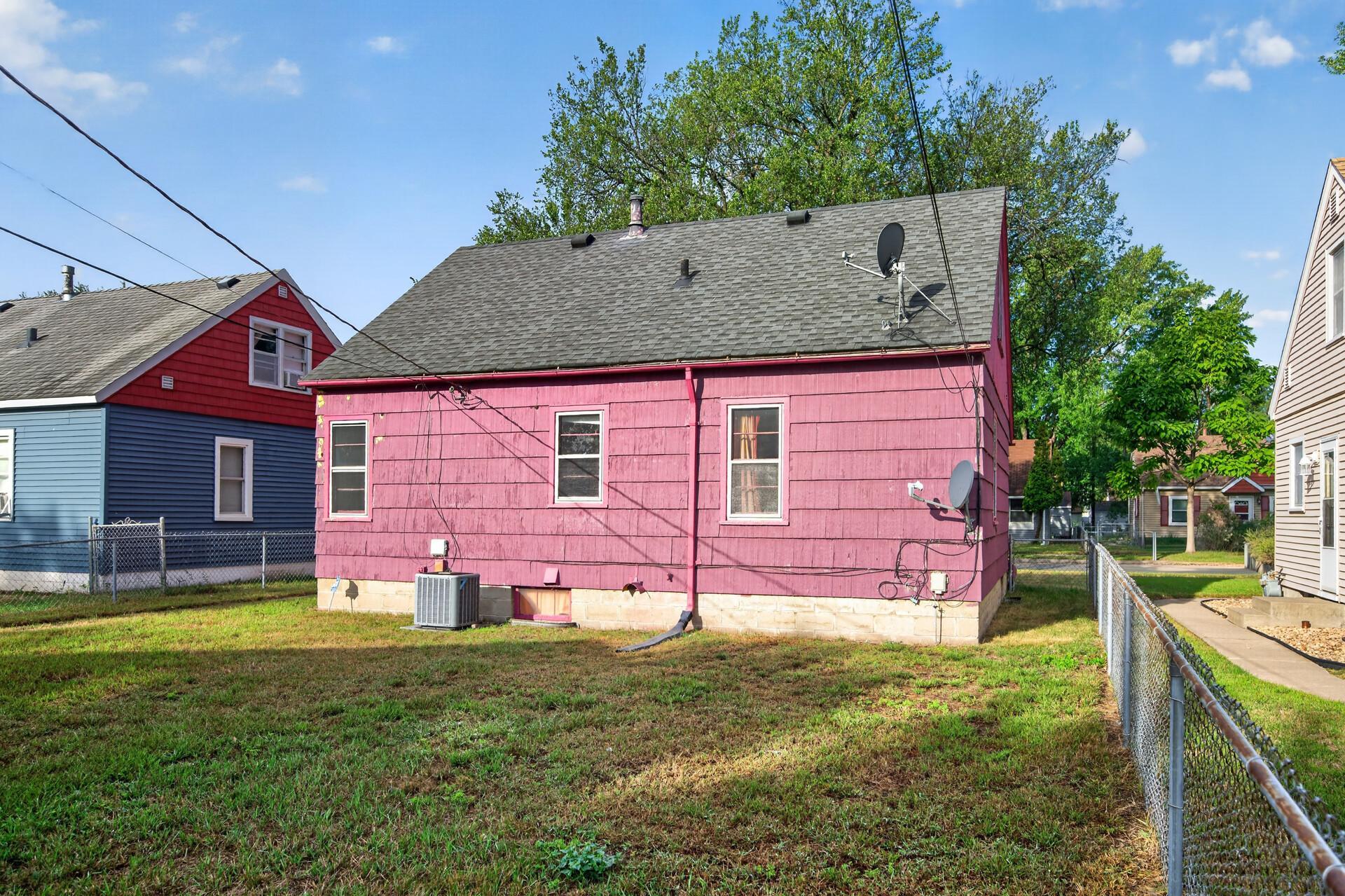 5242 James Avenue N Property Photo 29