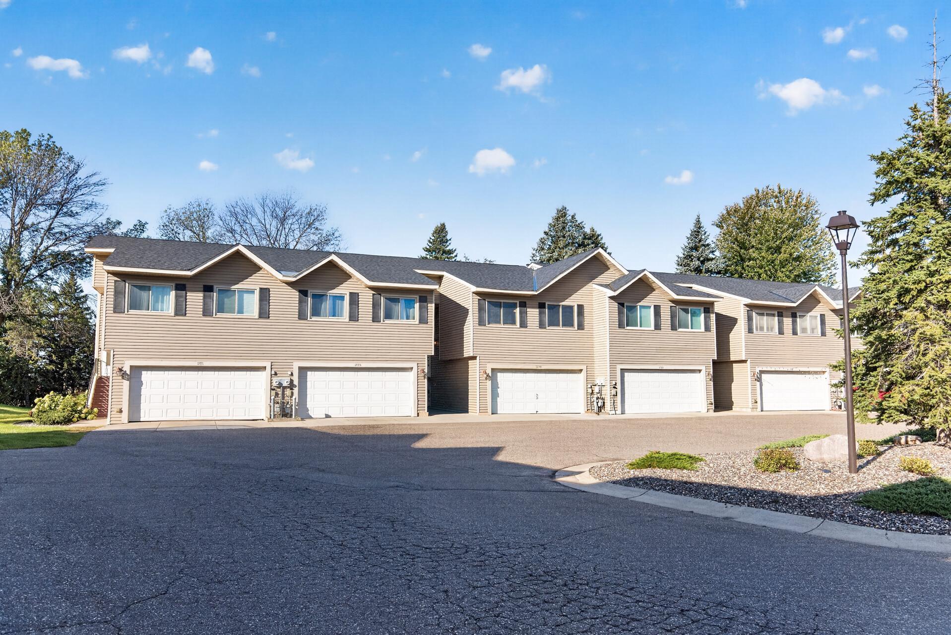12779 82nd Place N Property Photo 1