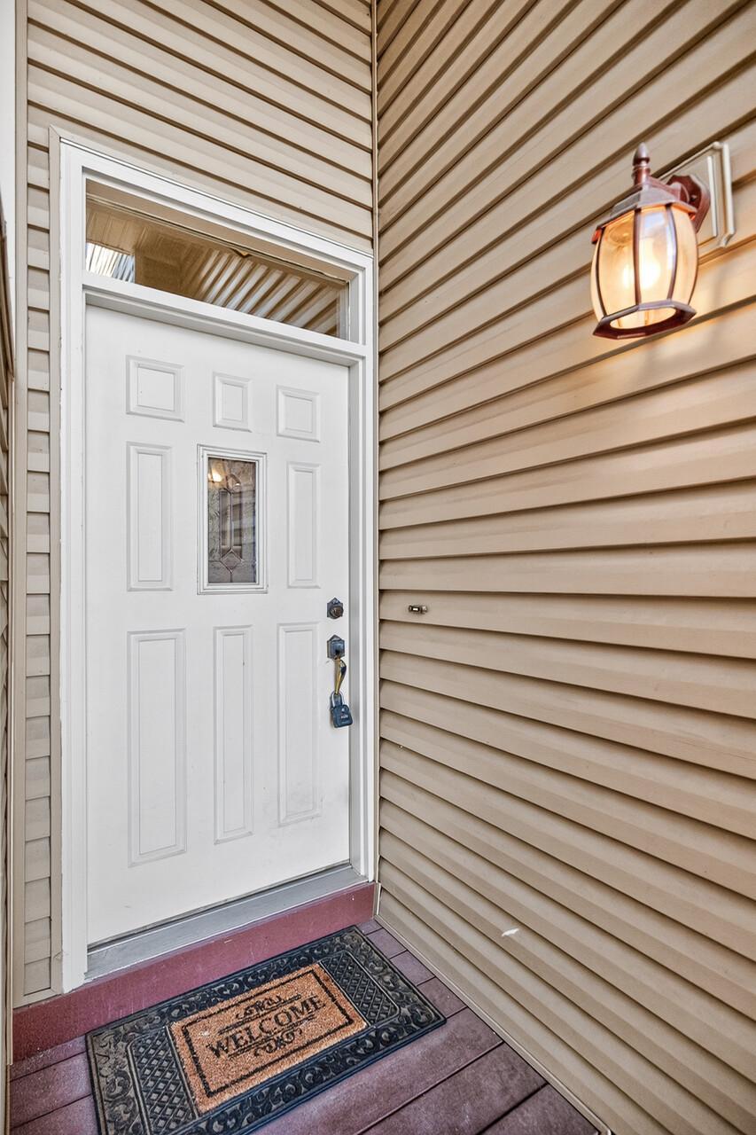 12779 82nd Place N Property Photo 5