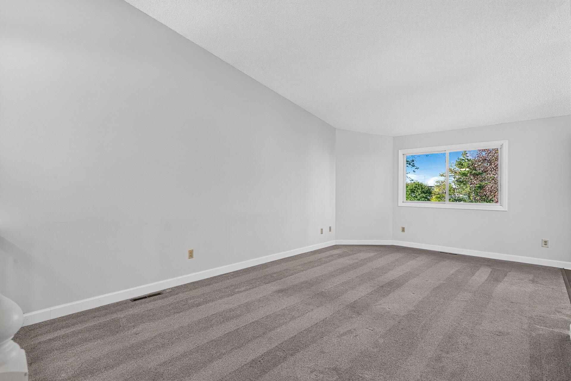 12779 82nd Place N Property Photo 7