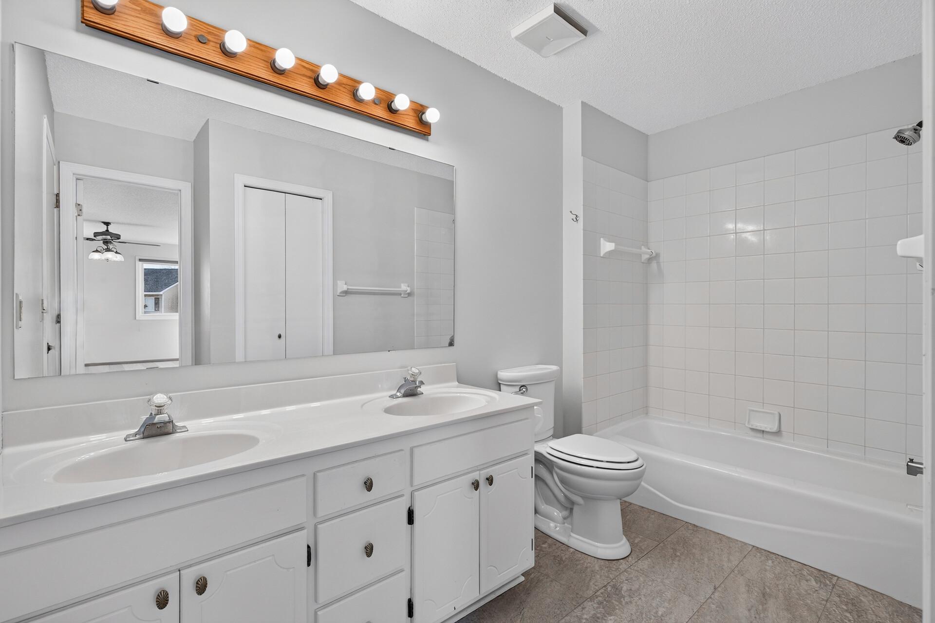 12779 82nd Place N Property Photo 16