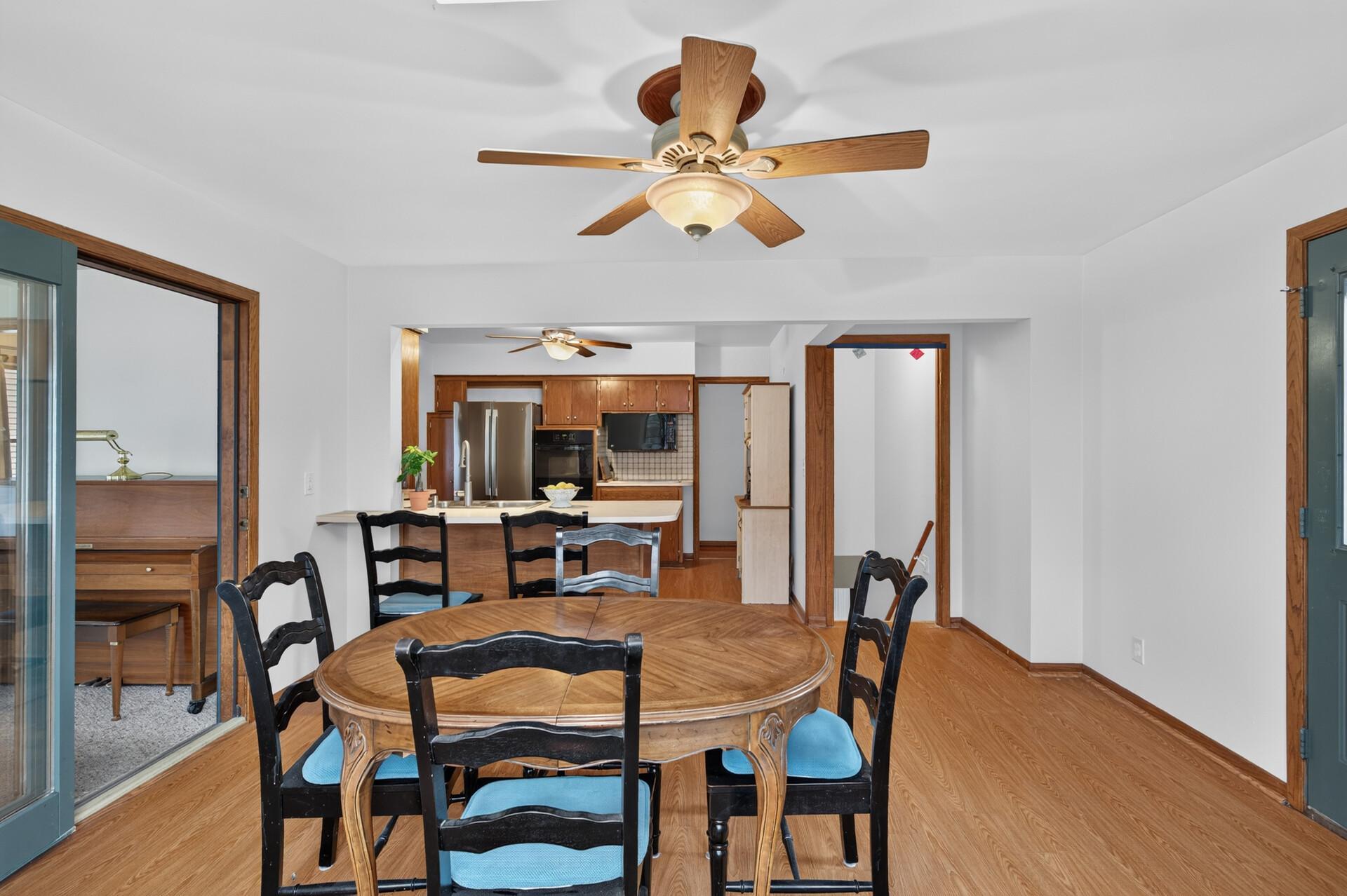 6221 Thomas Avenue S Property Photo 3