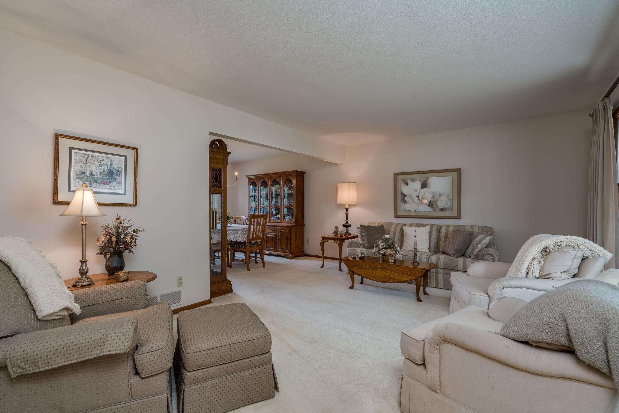 137 Marabou Drive Property Photo 3
