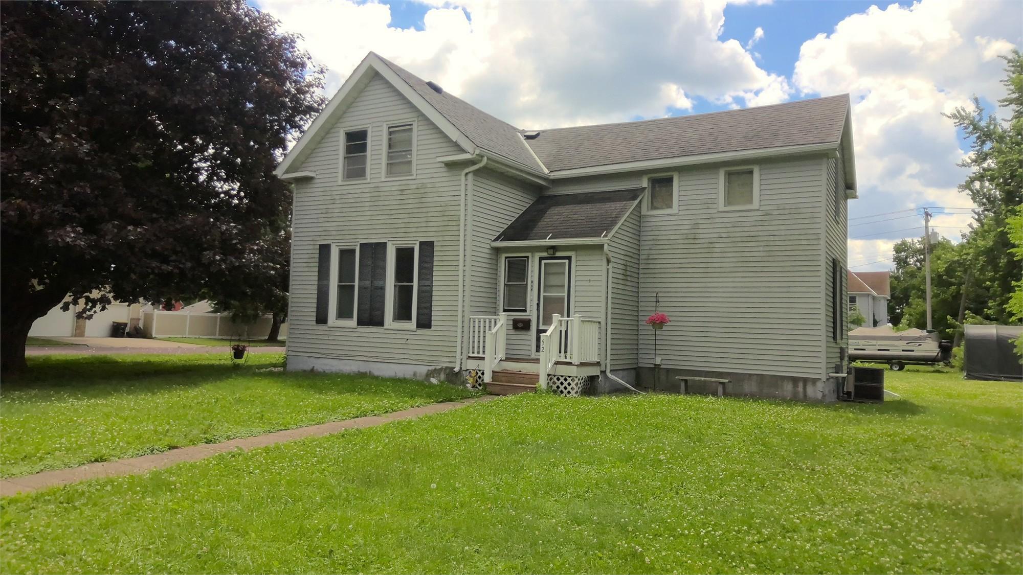 52 Cleveland Avenue E Property Photo 1