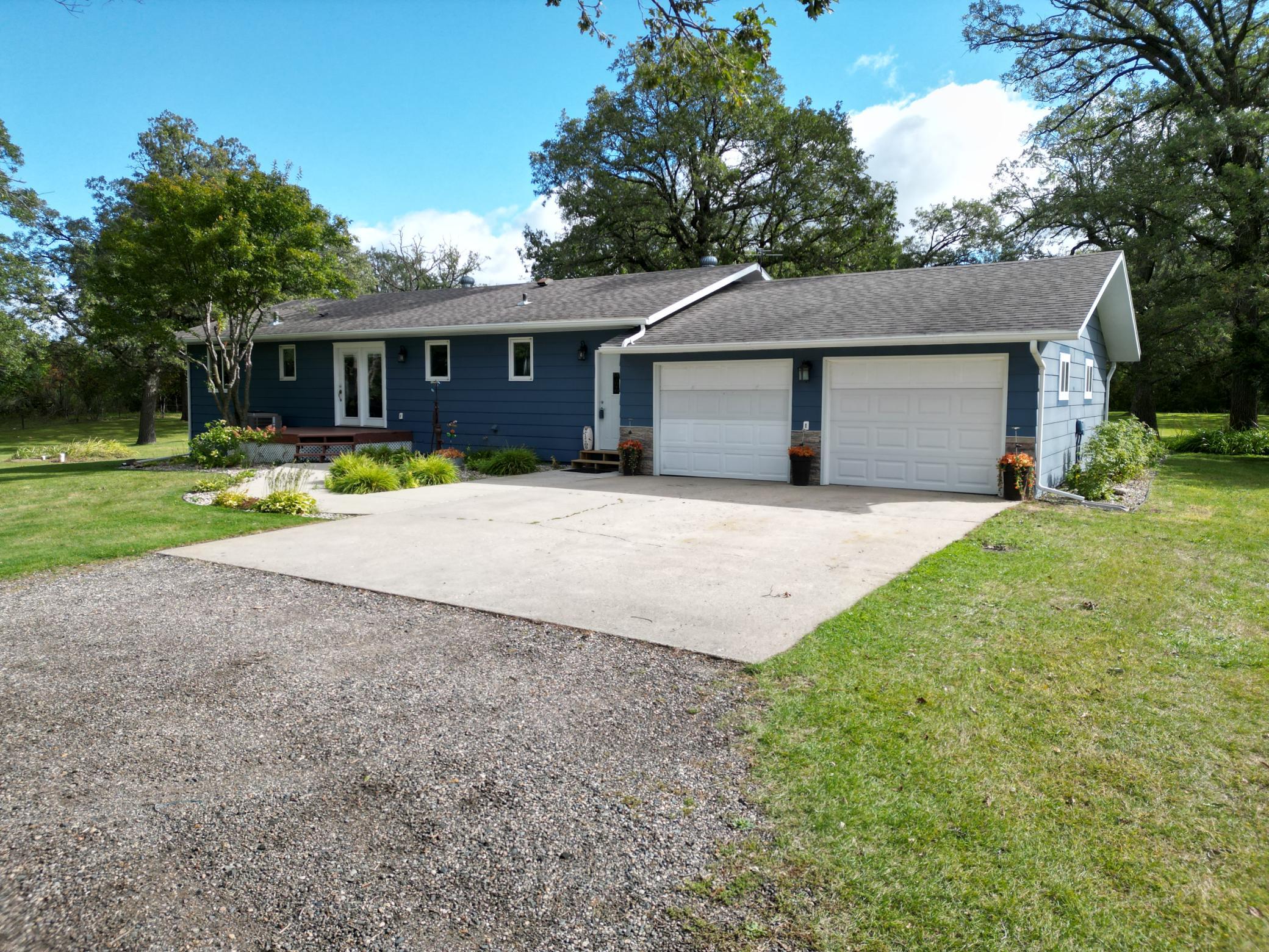 21779 Us Highway 59 Property Photo 1
