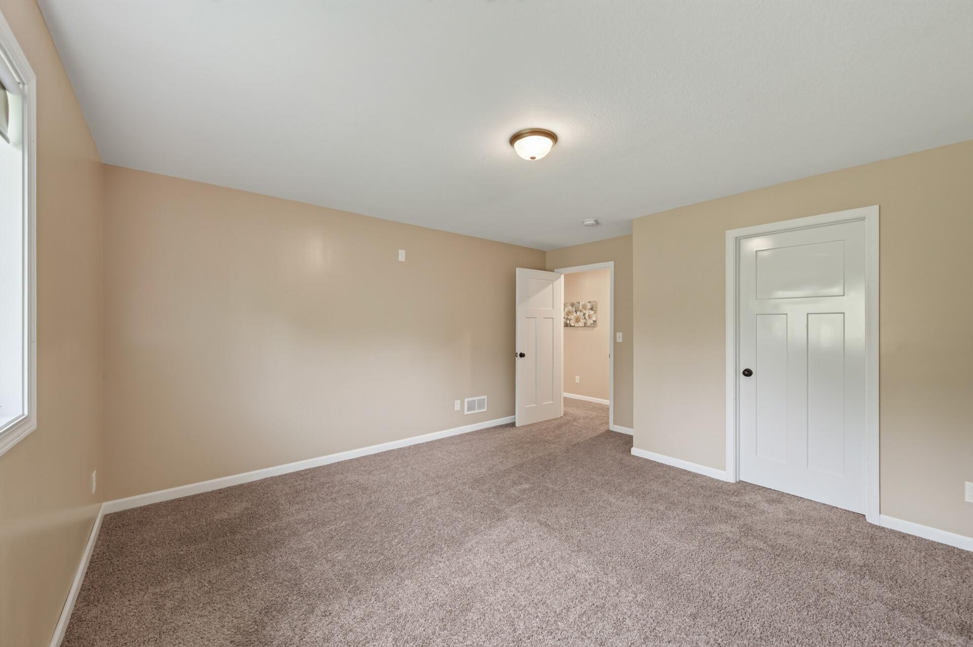 12435 Midway Circle Ne Property Photo 34