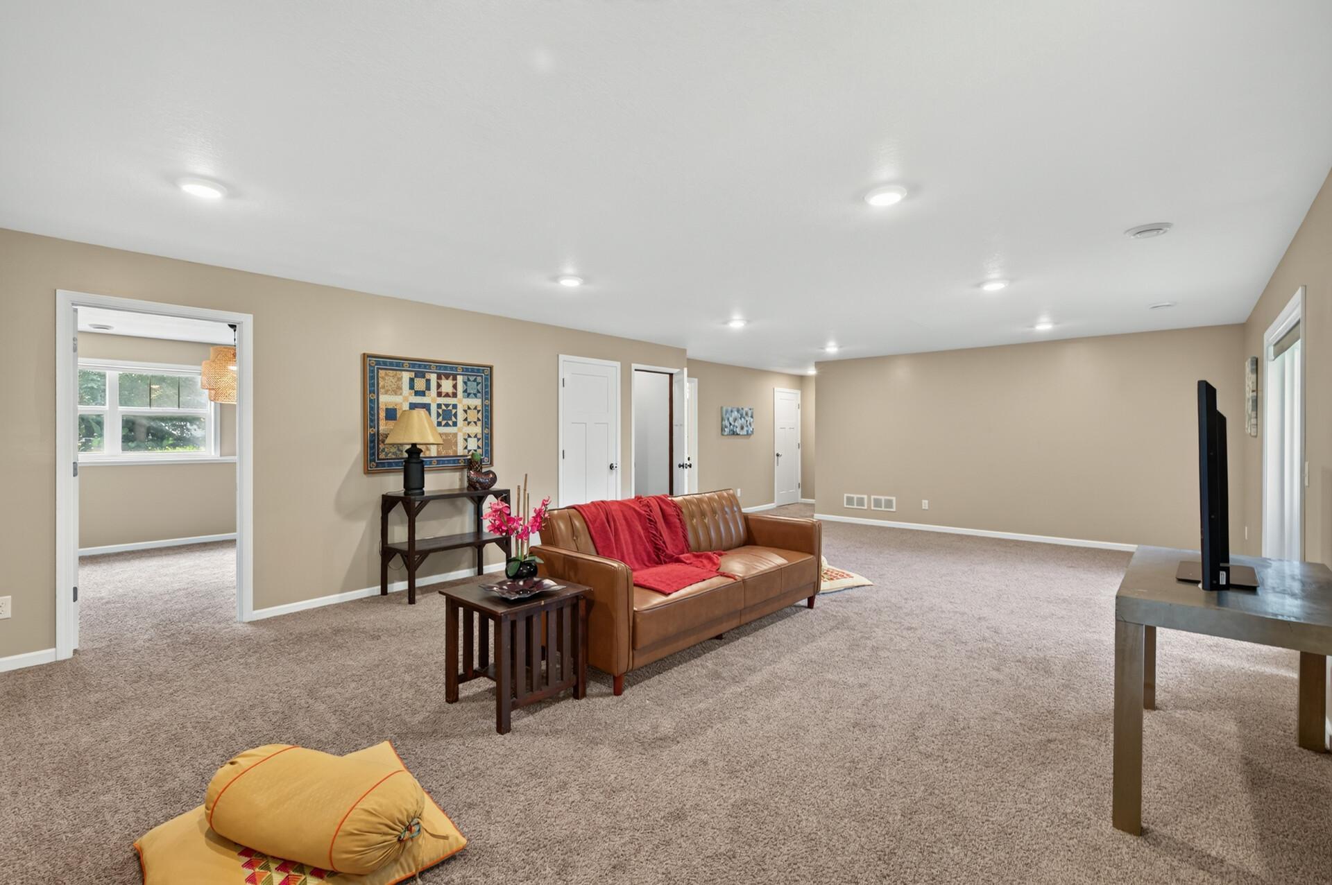 12435 Midway Circle Ne Property Photo 44