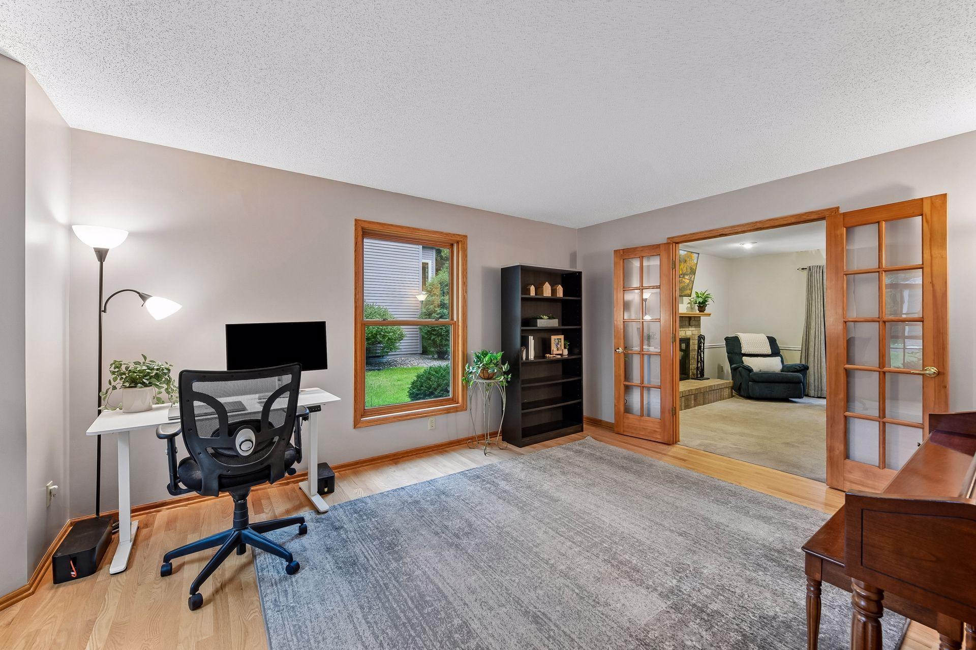 26145 Oak Leaf Trail Property Photo 6