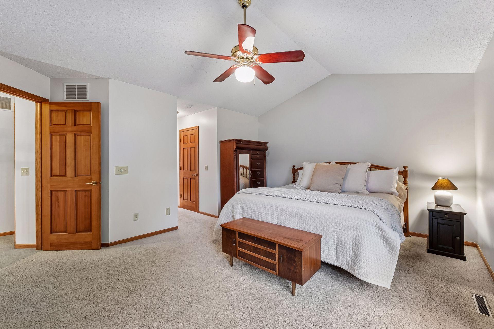 26145 Oak Leaf Trail Property Photo 8