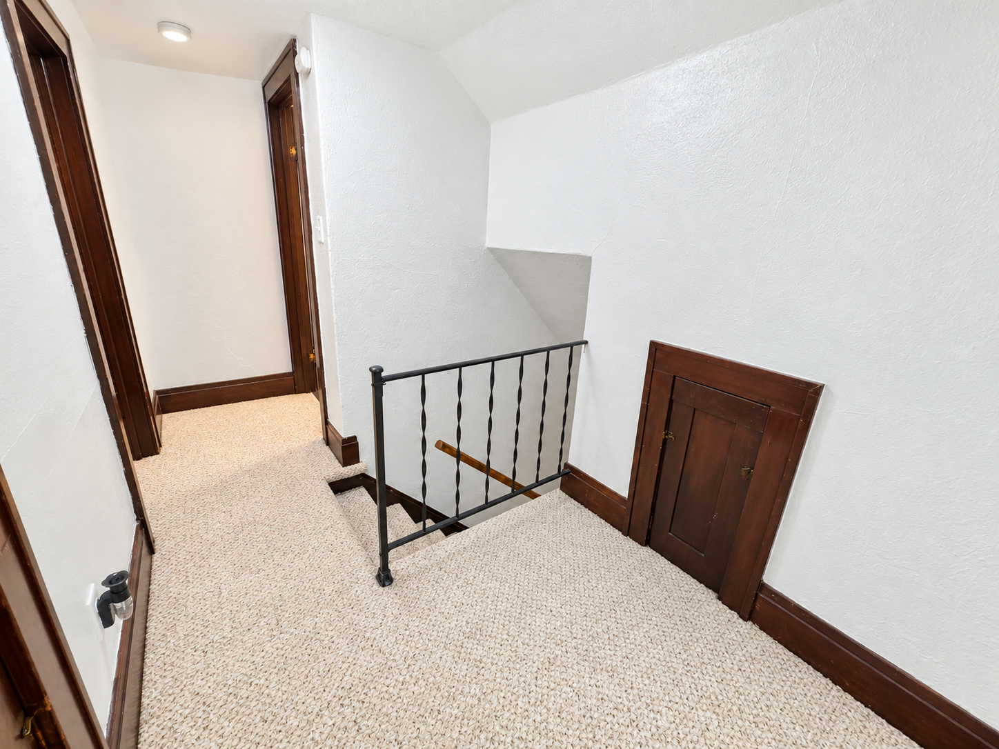 610 Gillis Avenue N Property Photo 21