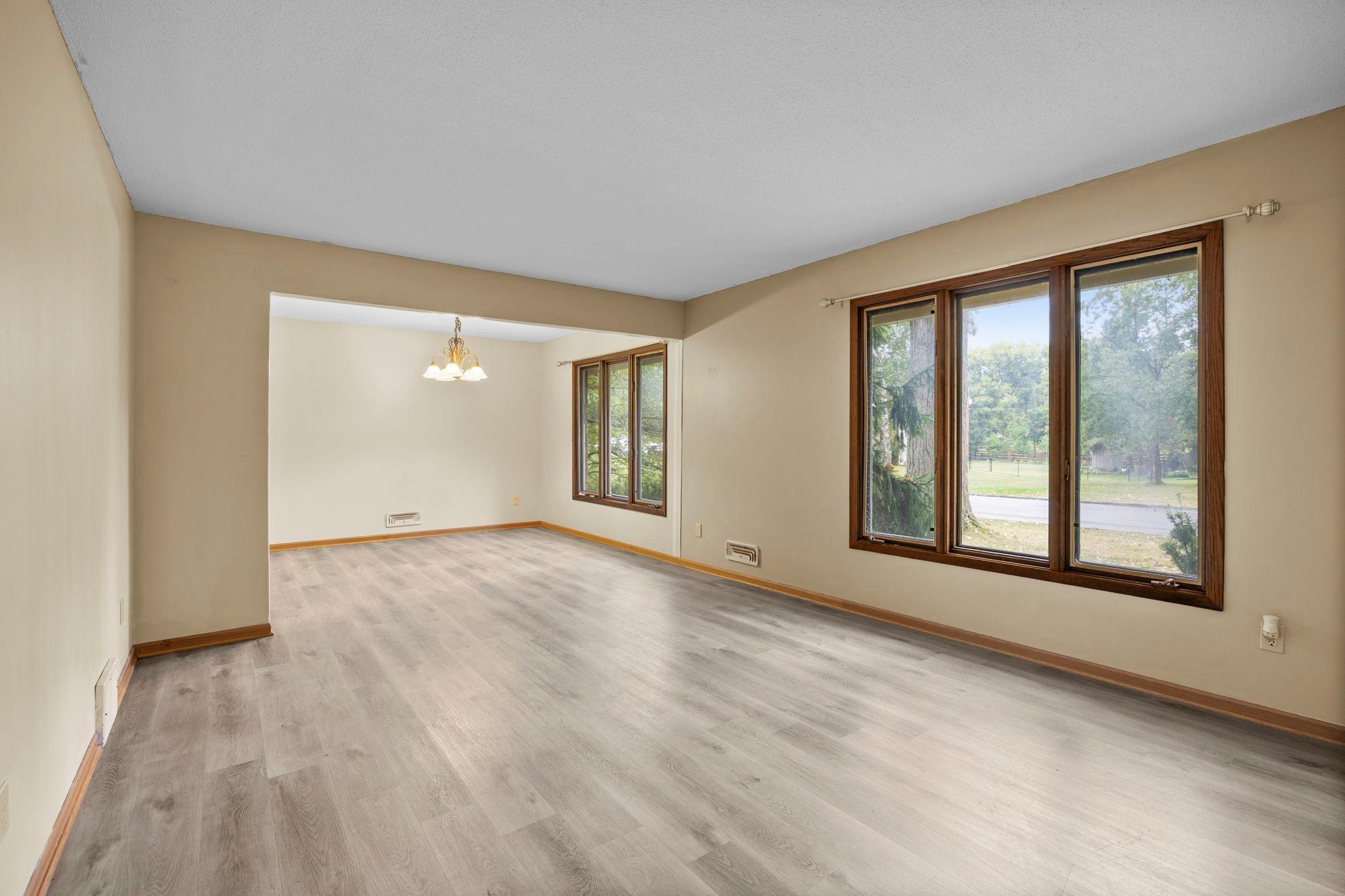 7741 Heritage Road Property Photo 2