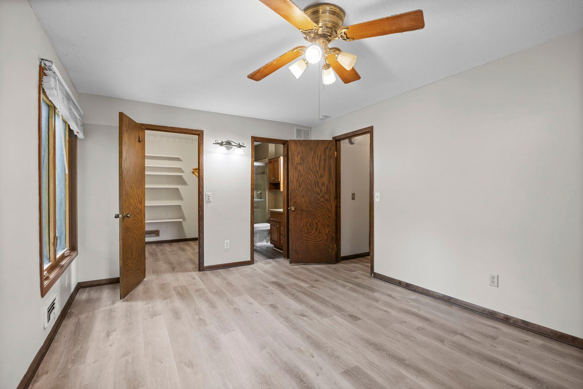 7741 Heritage Road Property Photo 14