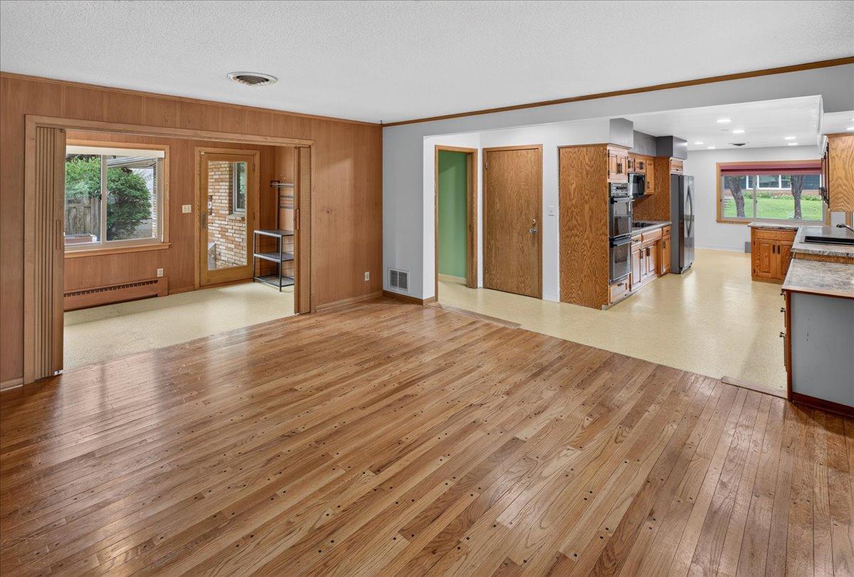 781 Iowa Avenue E Property Photo 19