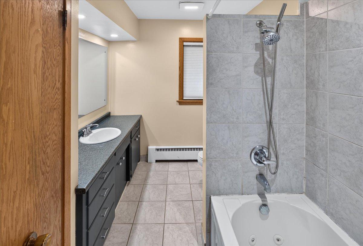 781 Iowa Avenue E Property Photo 23