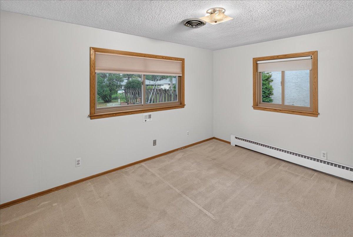 781 Iowa Avenue E Property Photo 25
