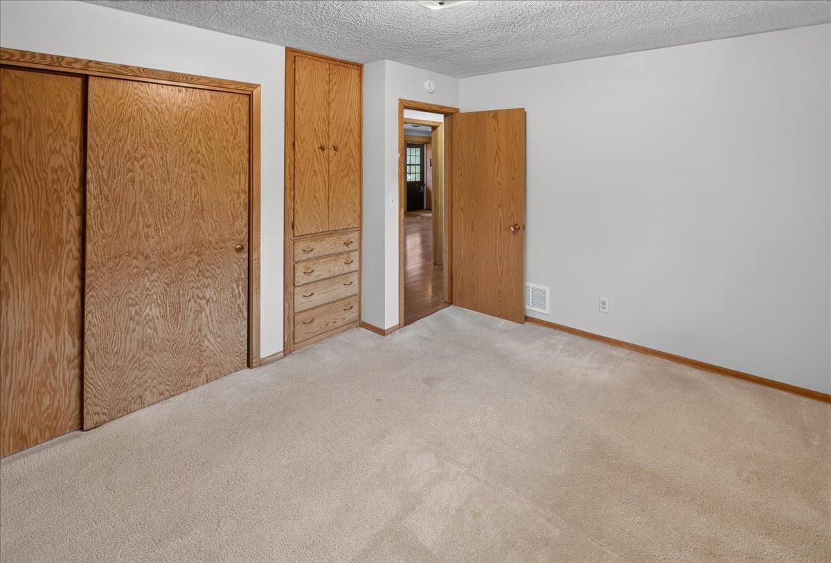 781 Iowa Avenue E Property Photo 26