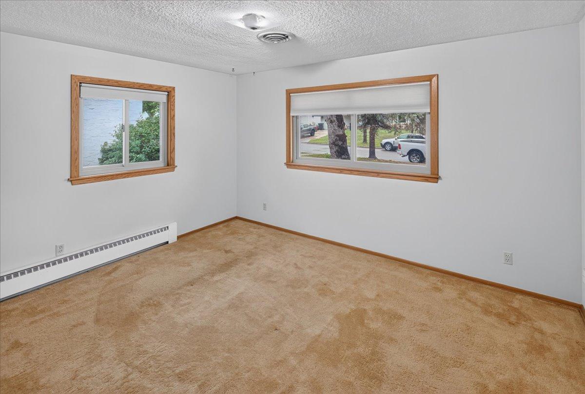 781 Iowa Avenue E Property Photo 27