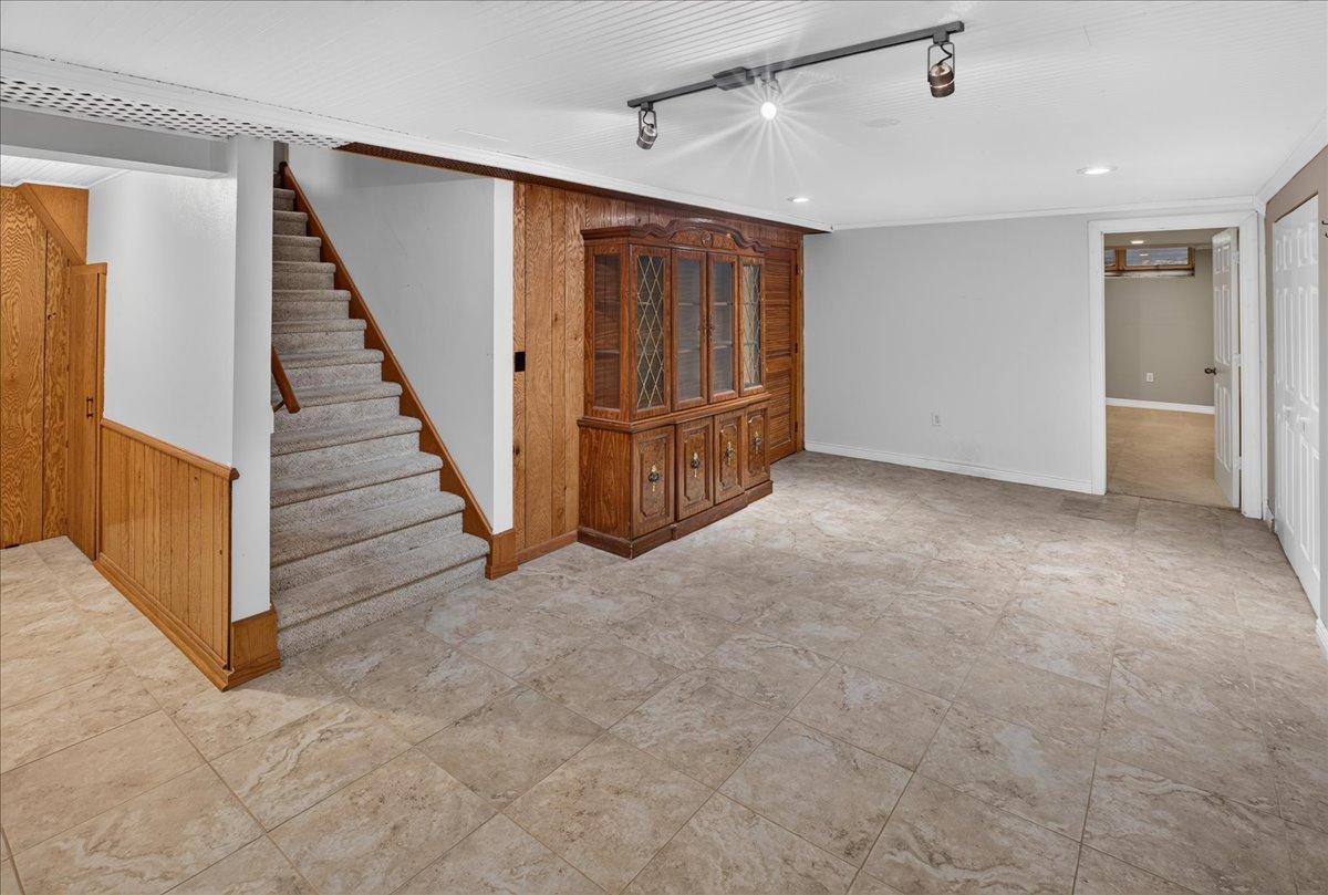 781 Iowa Avenue E Property Photo 30