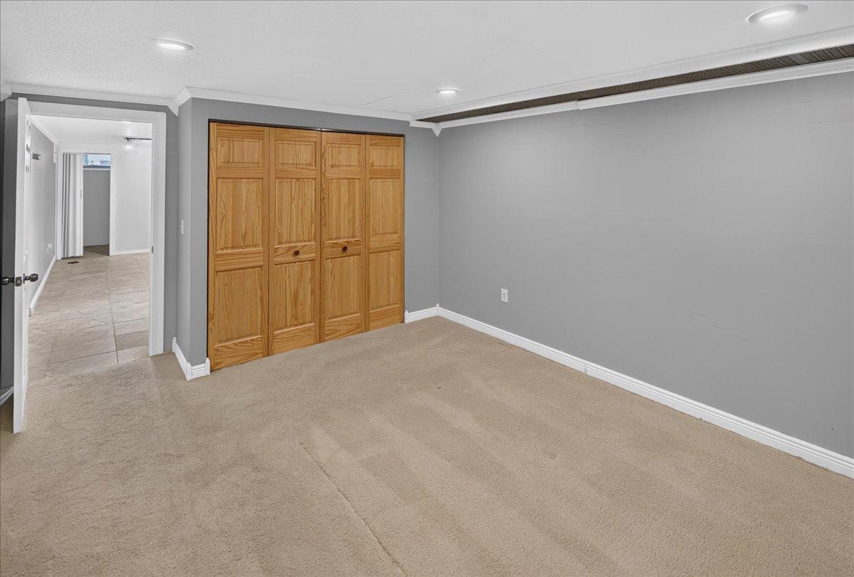 781 Iowa Avenue E Property Photo 32