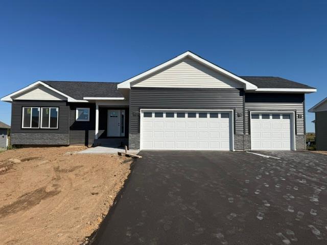 869 Sutherland Street Property Photo 1