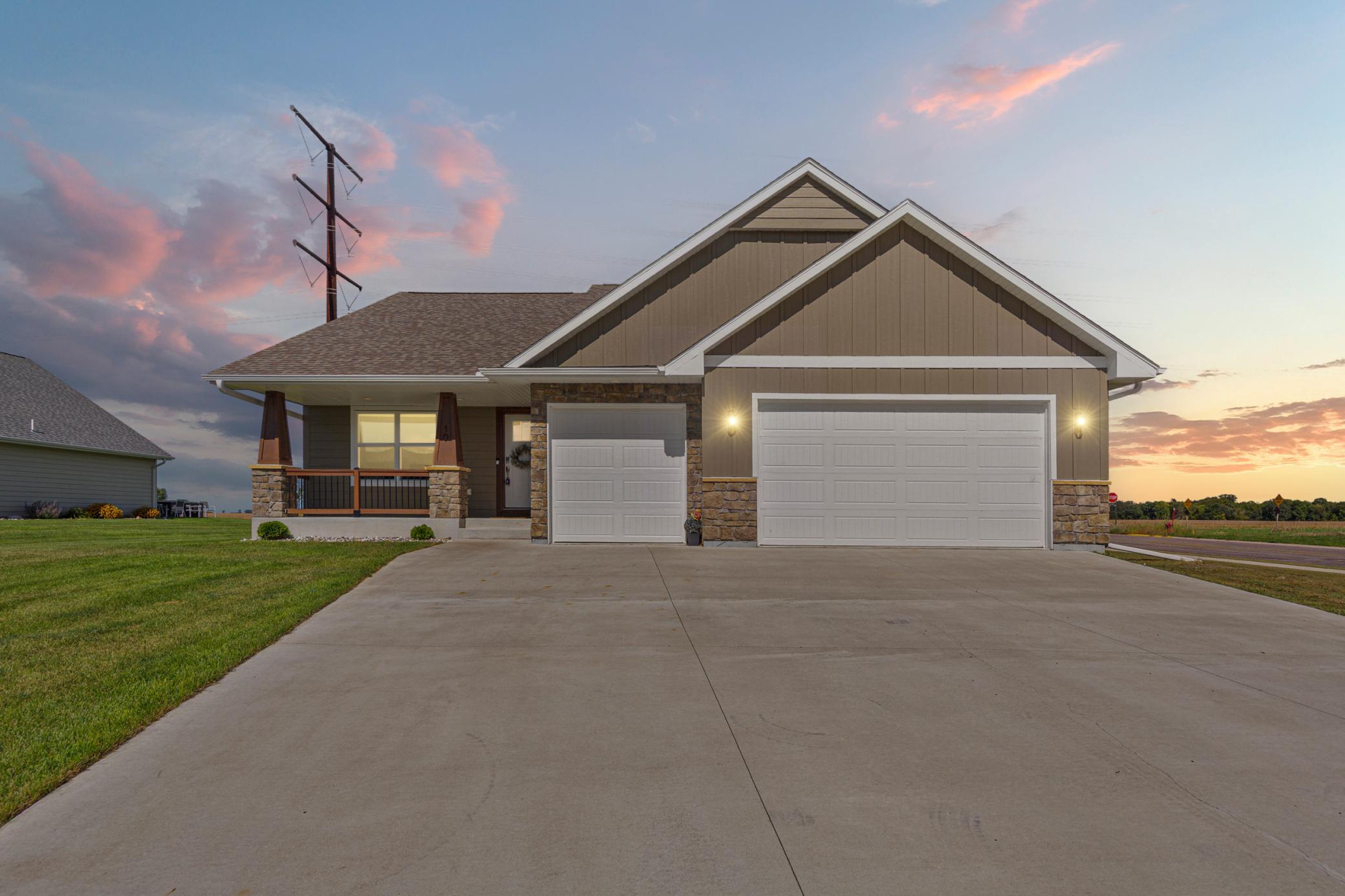 10 Sunset Court Property Photo 1