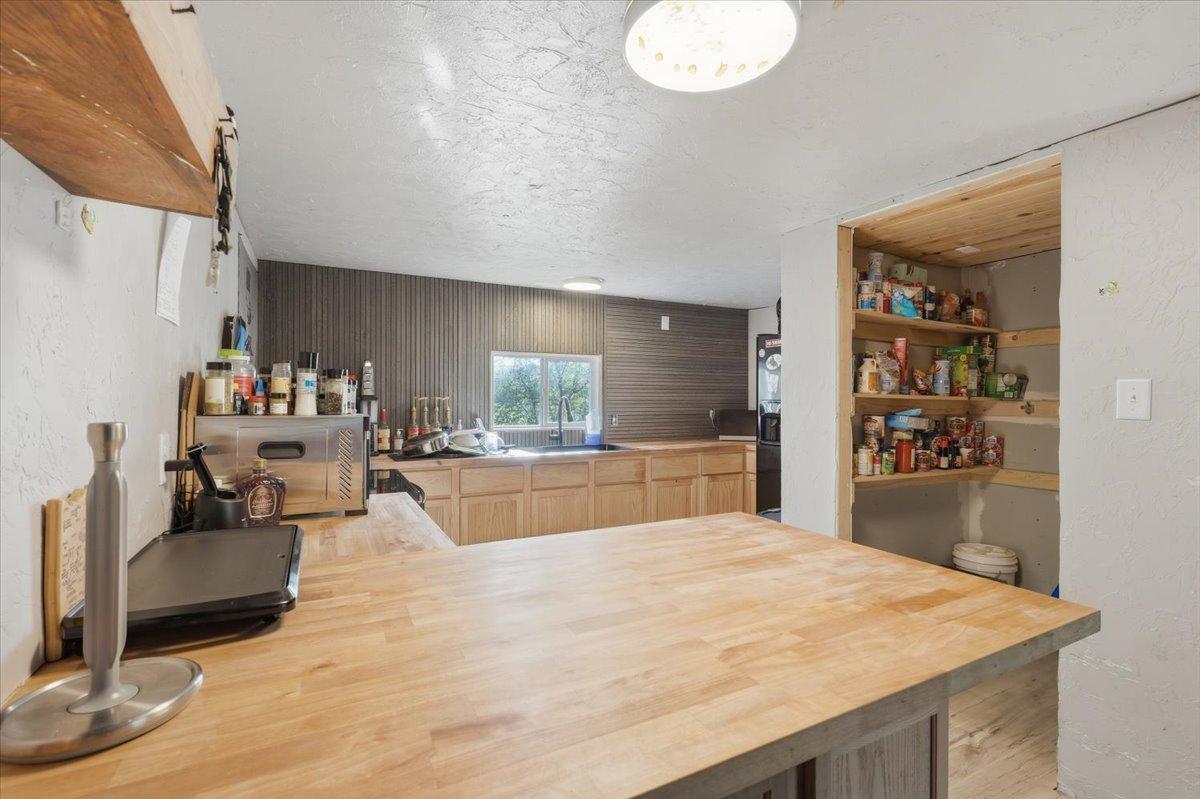 3030 70th Avenue Property Photo 5