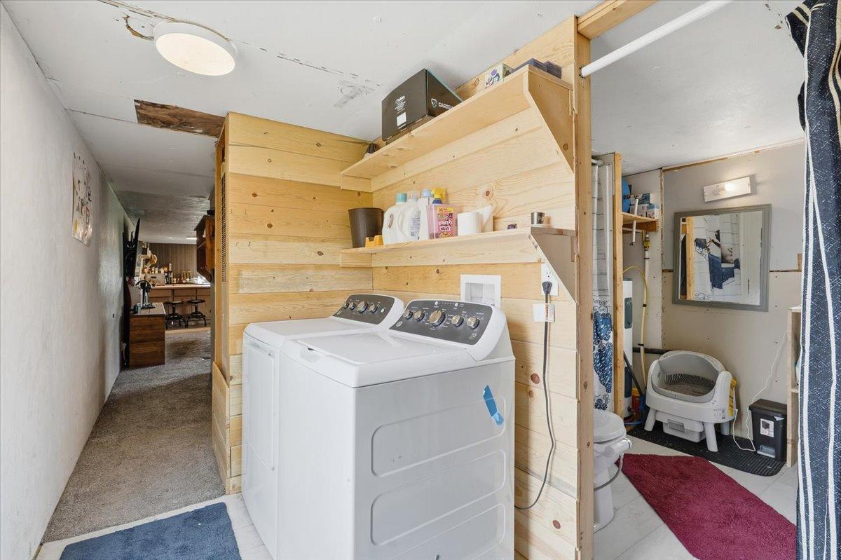3030 70th Avenue Property Photo 9
