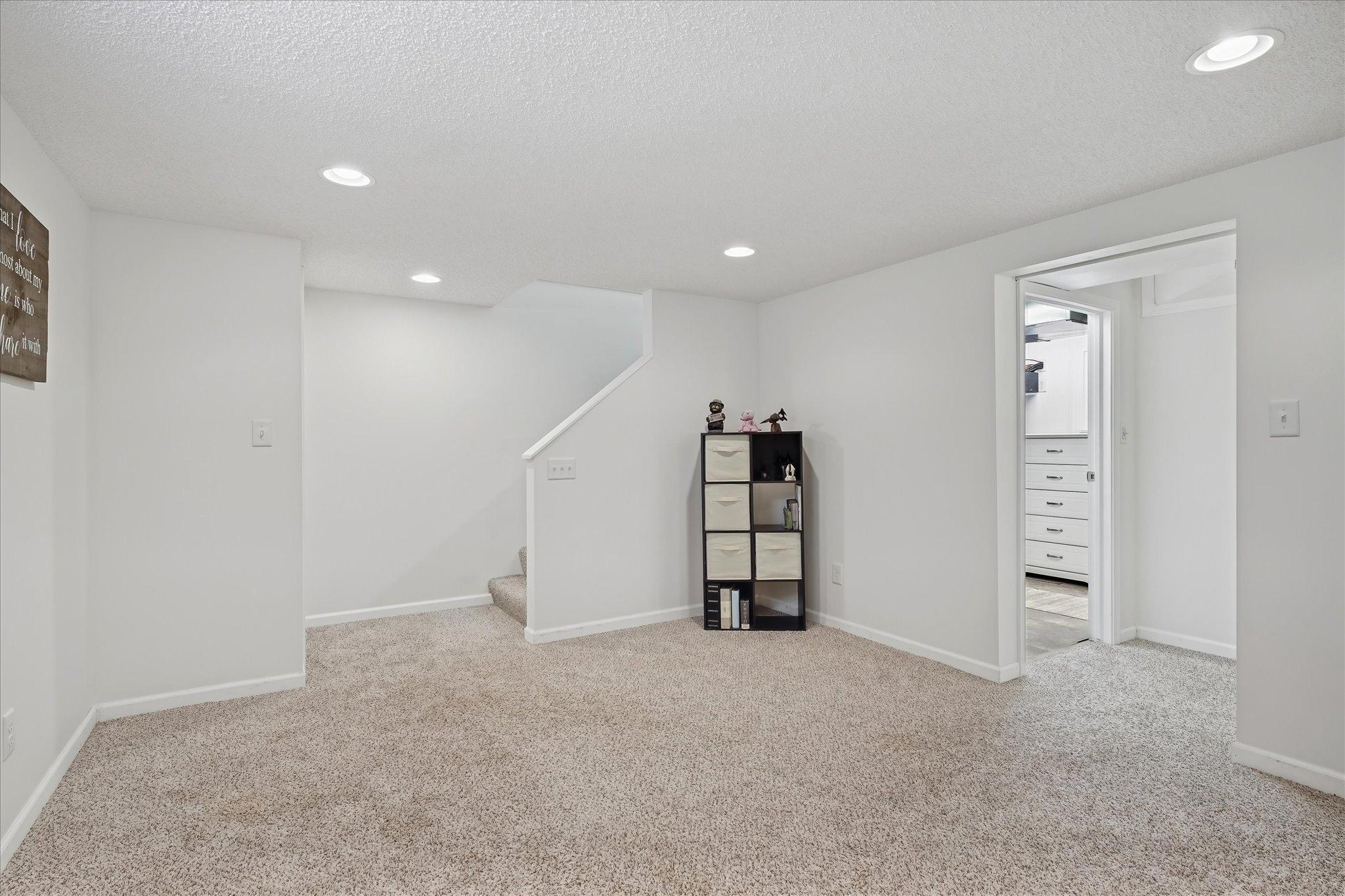 9800 3rd Street Ne Property Photo 29