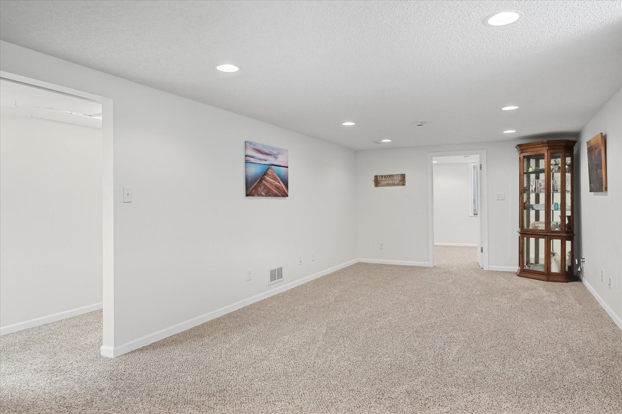 9800 3rd Street Ne Property Photo 32