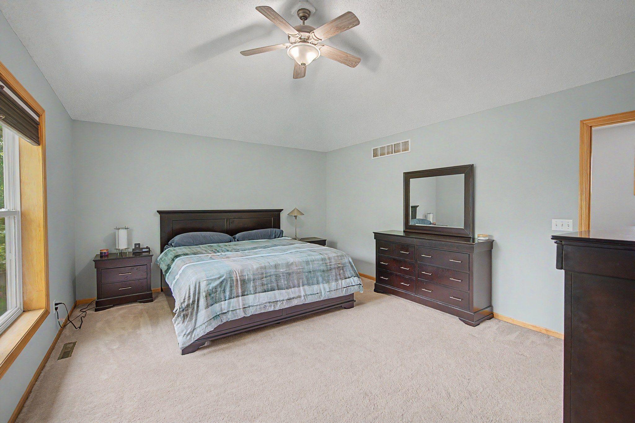 9906 Scott Avenue N Property Photo 14