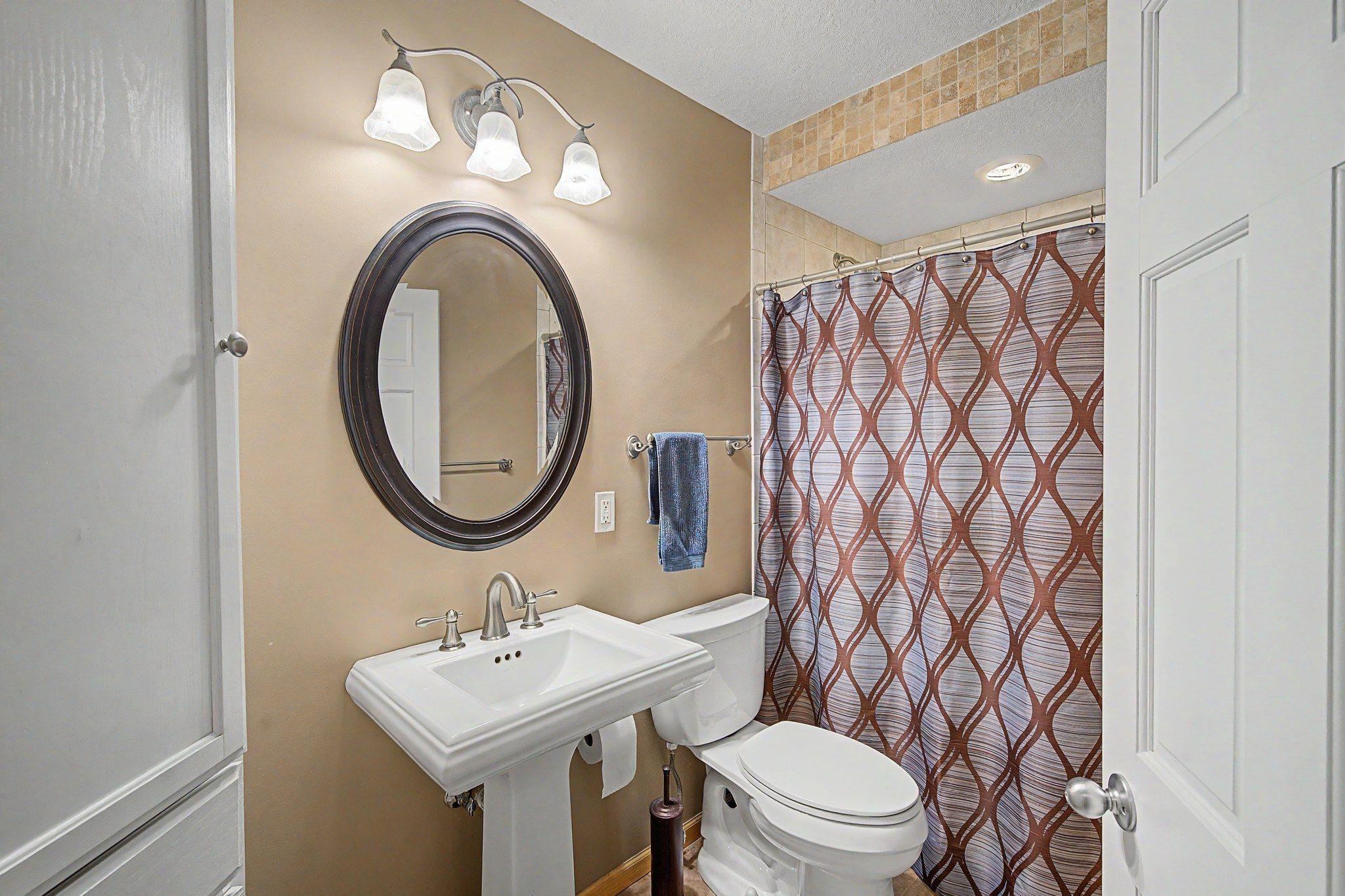 9906 Scott Avenue N Property Photo 21