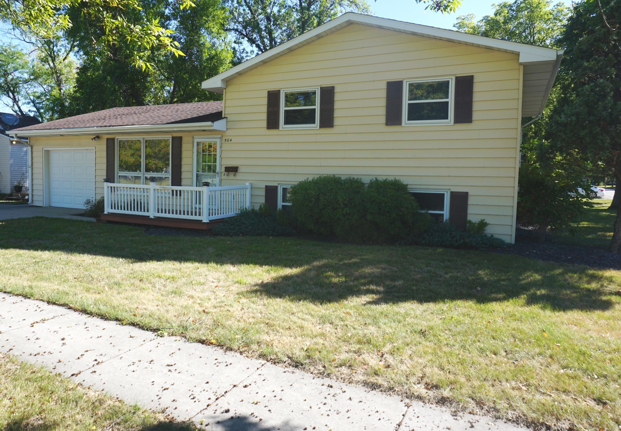 504 11th Street N Property Photo 1
