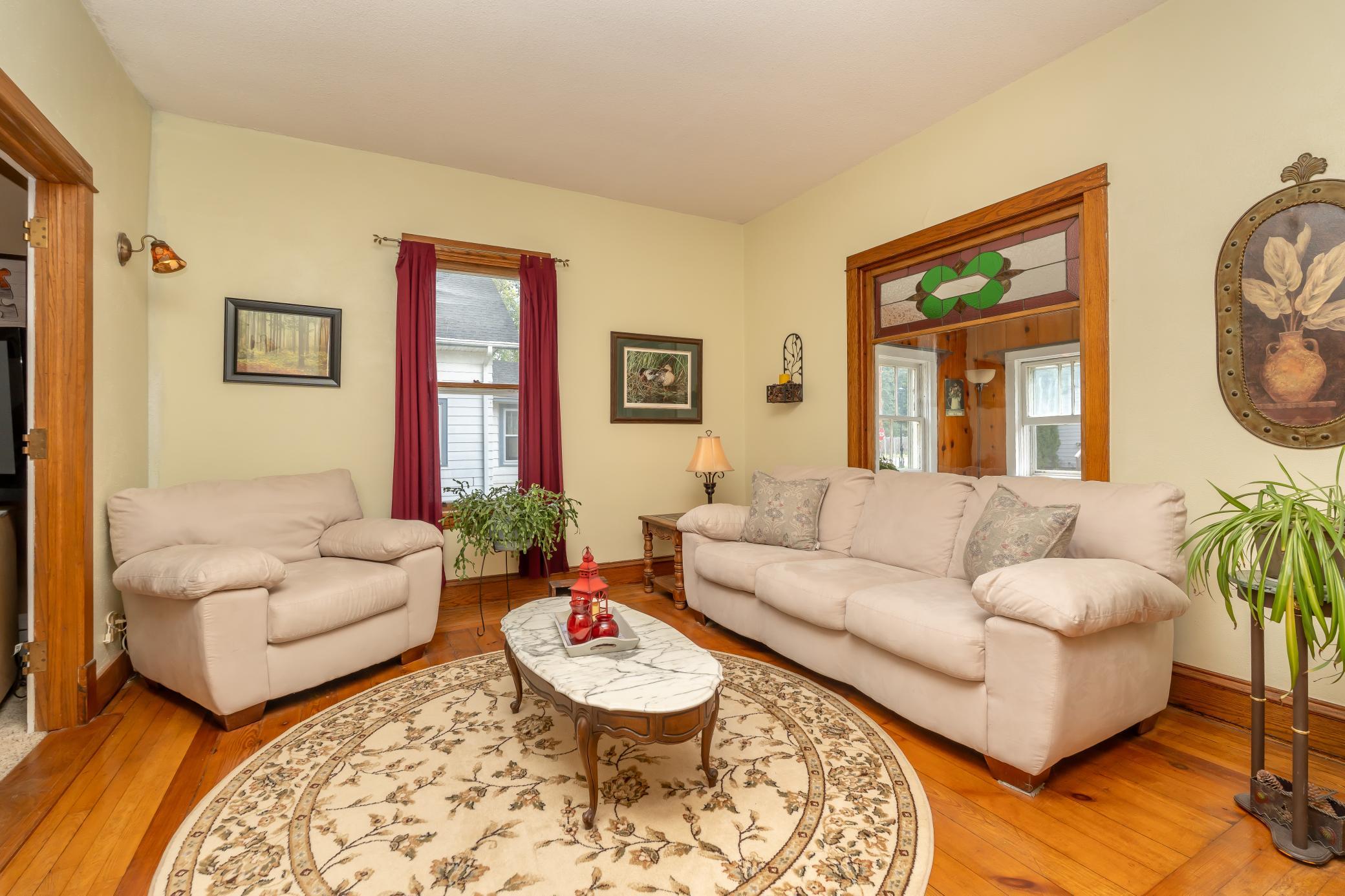 409 Elm Avenue Se Property Photo 8
