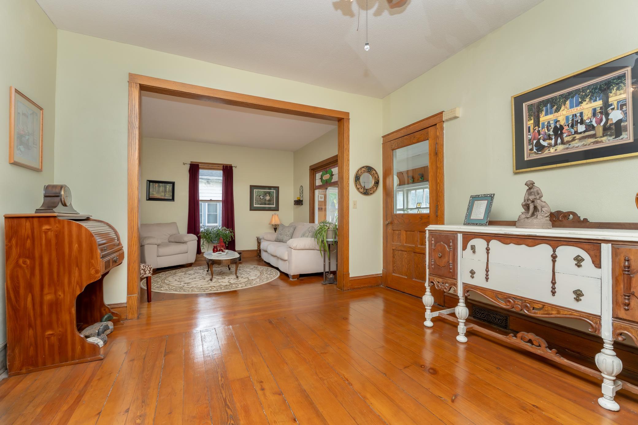 409 Elm Avenue Se Property Photo 11