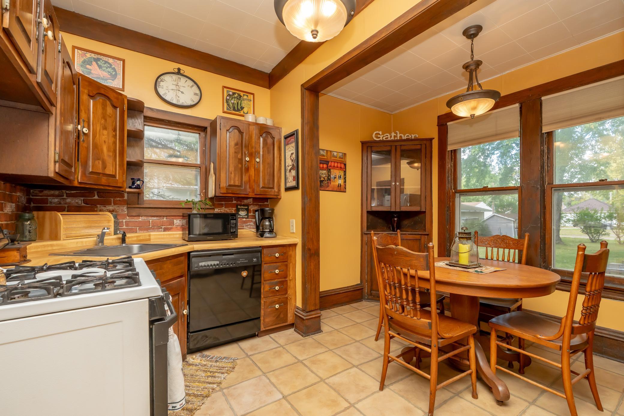 409 Elm Avenue Se Property Photo 17
