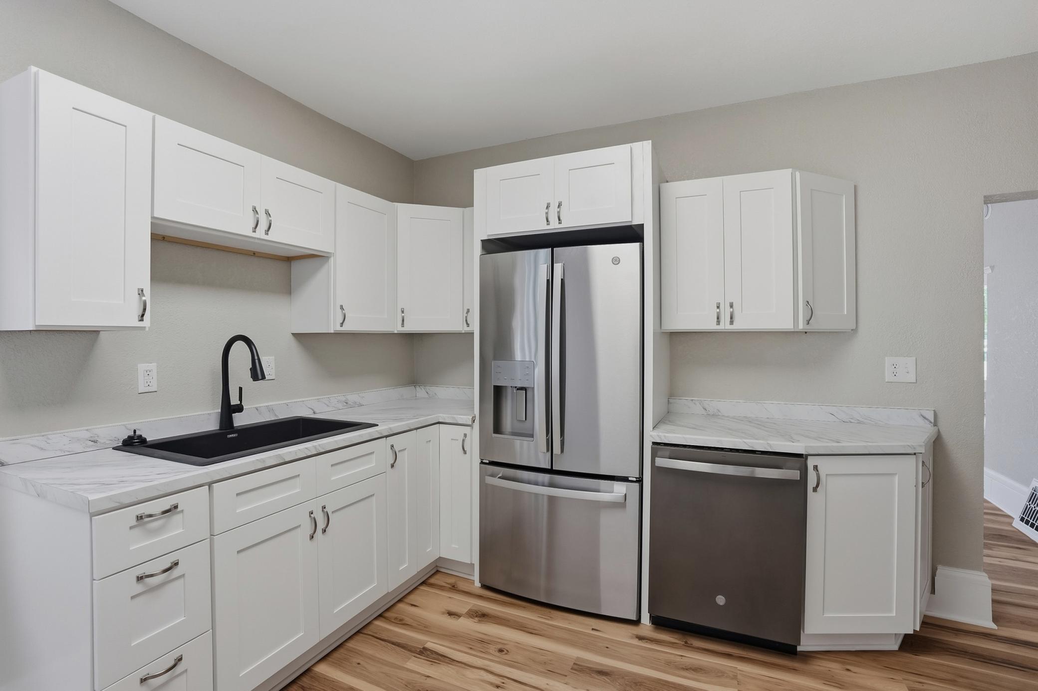 103 3rd Avenue E Property Photo 8