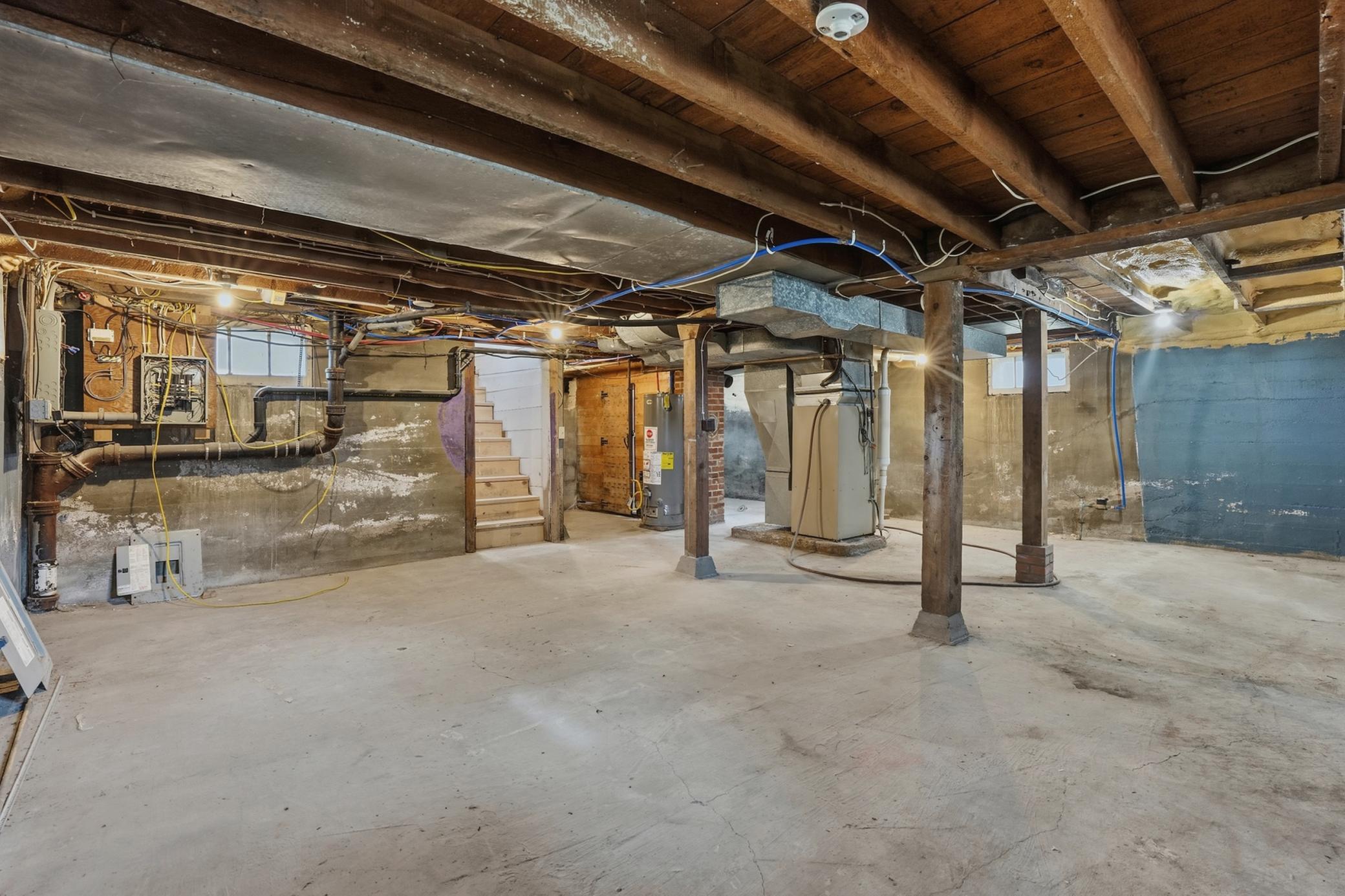 103 3rd Avenue E Property Photo 24