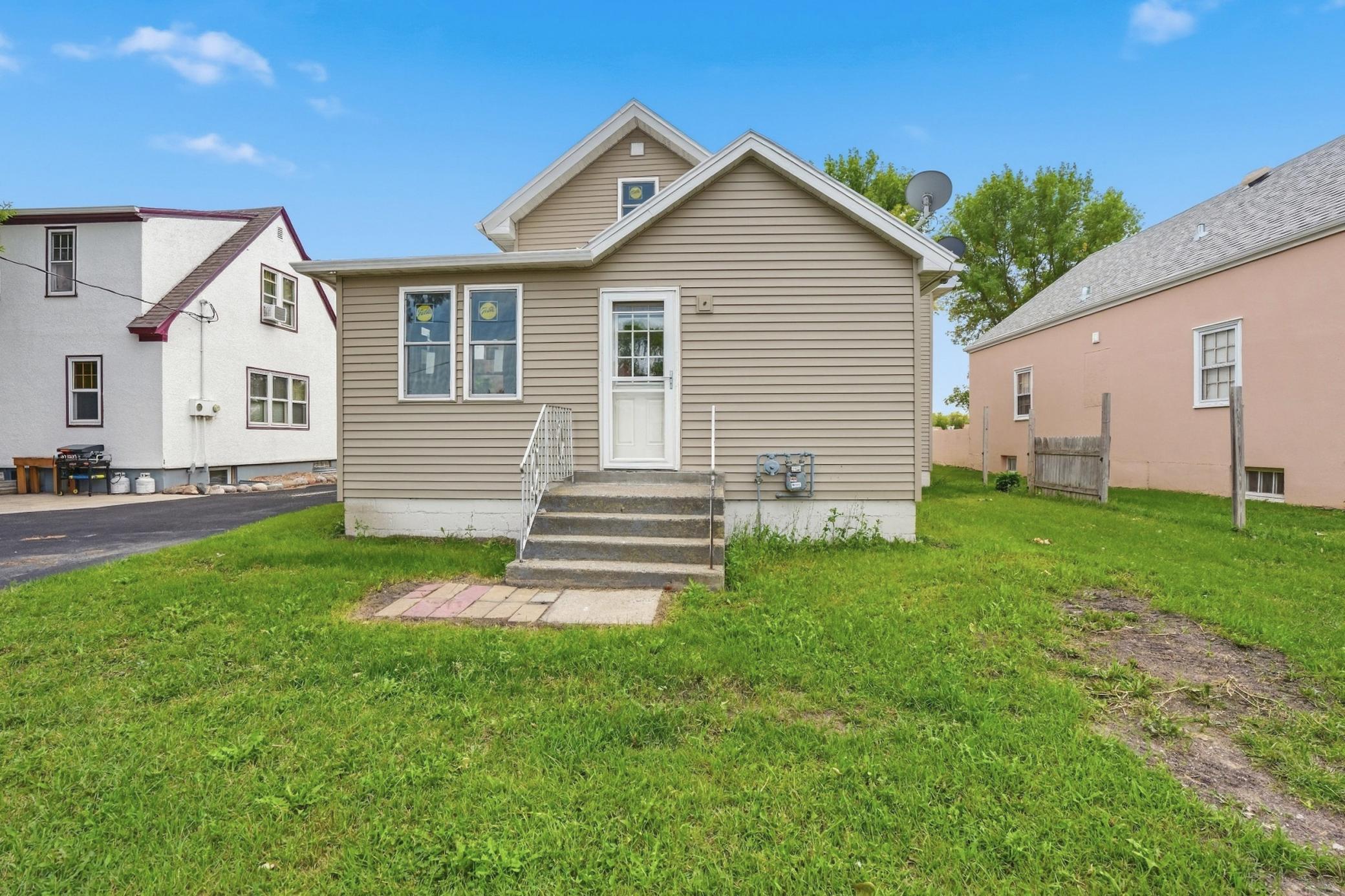 103 3rd Avenue E Property Photo 29
