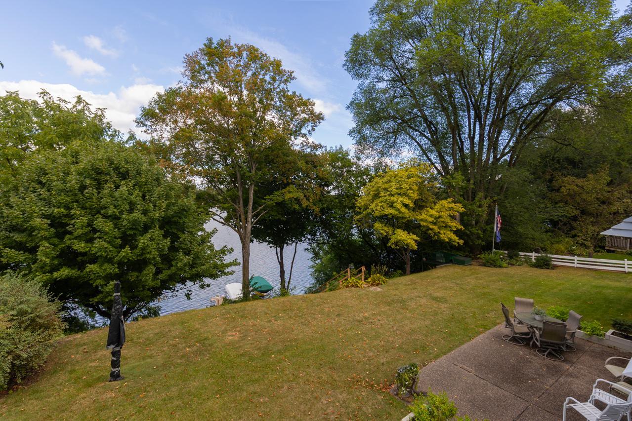7339 Frontier Trail Property Photo 4