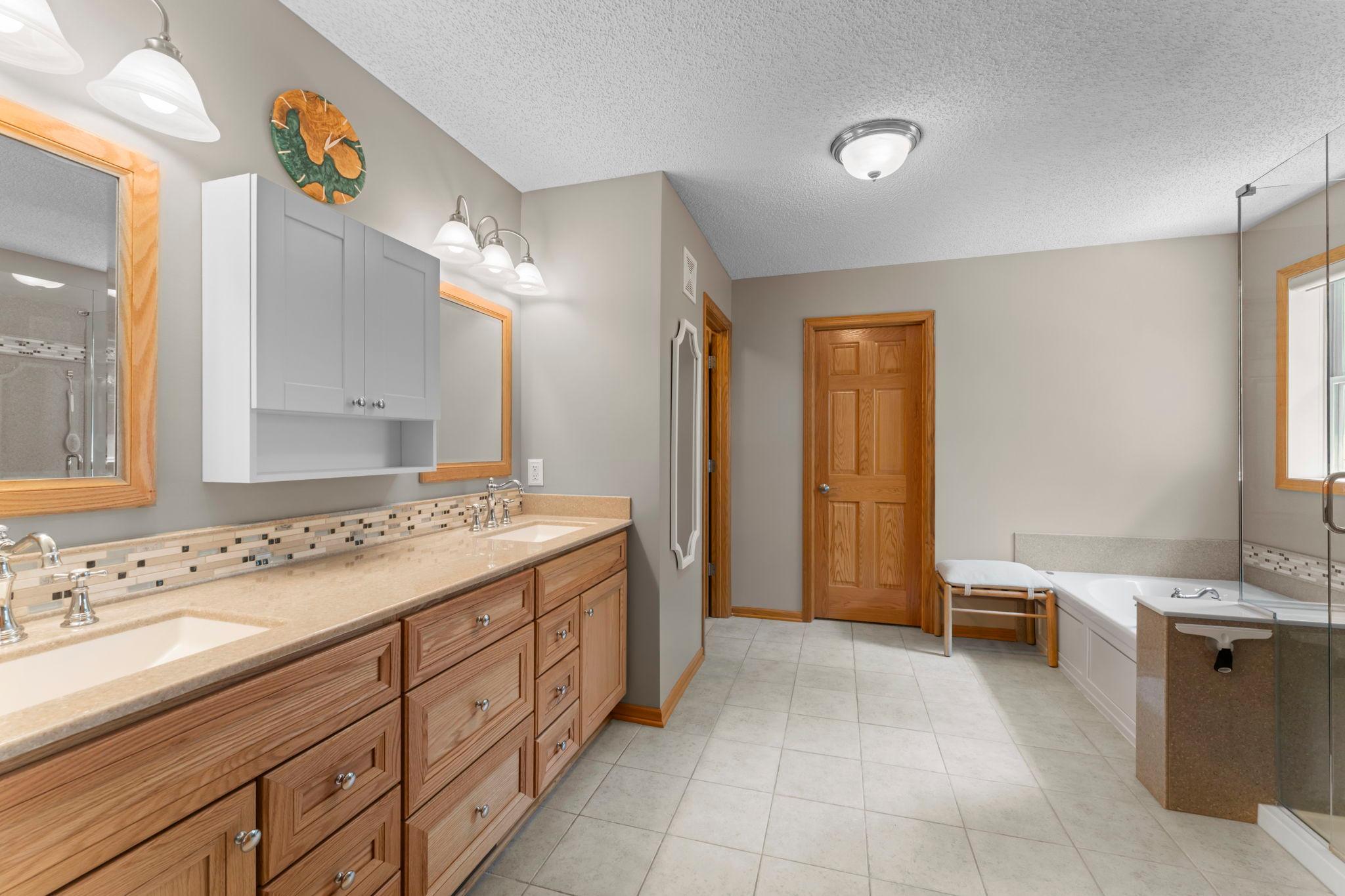 14068 Auburn Avenue Property Photo 10