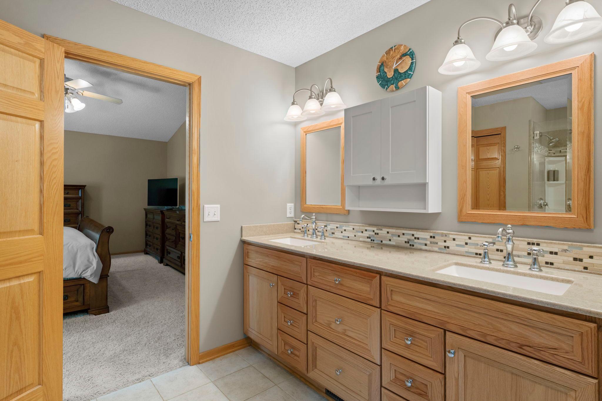 14068 Auburn Avenue Property Photo 11