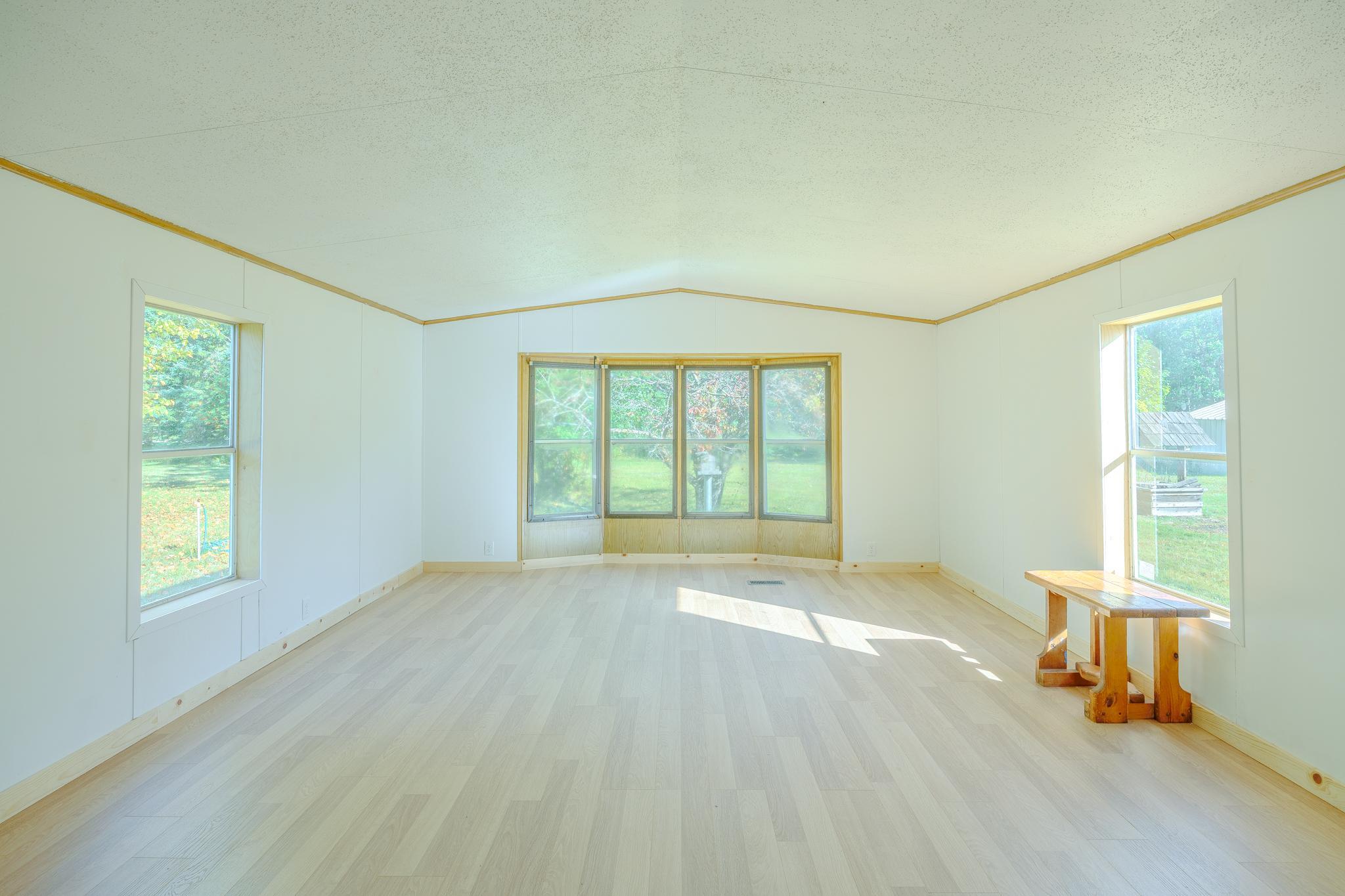 23099 512th Street Property Photo 6