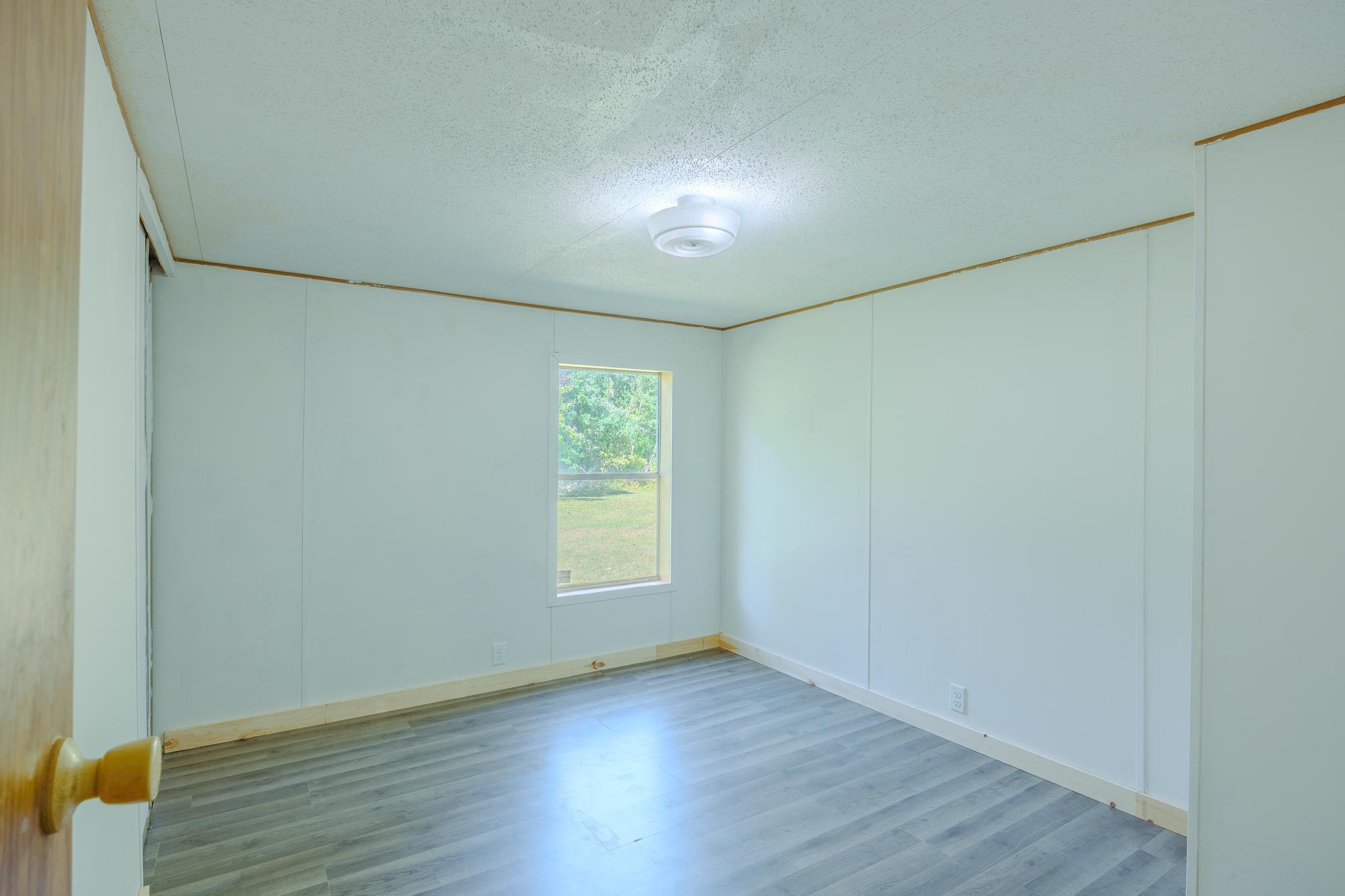 23099 512th Street Property Photo 7
