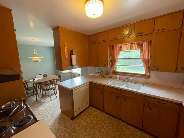 1914 6th Avenue Se Property Photo 10