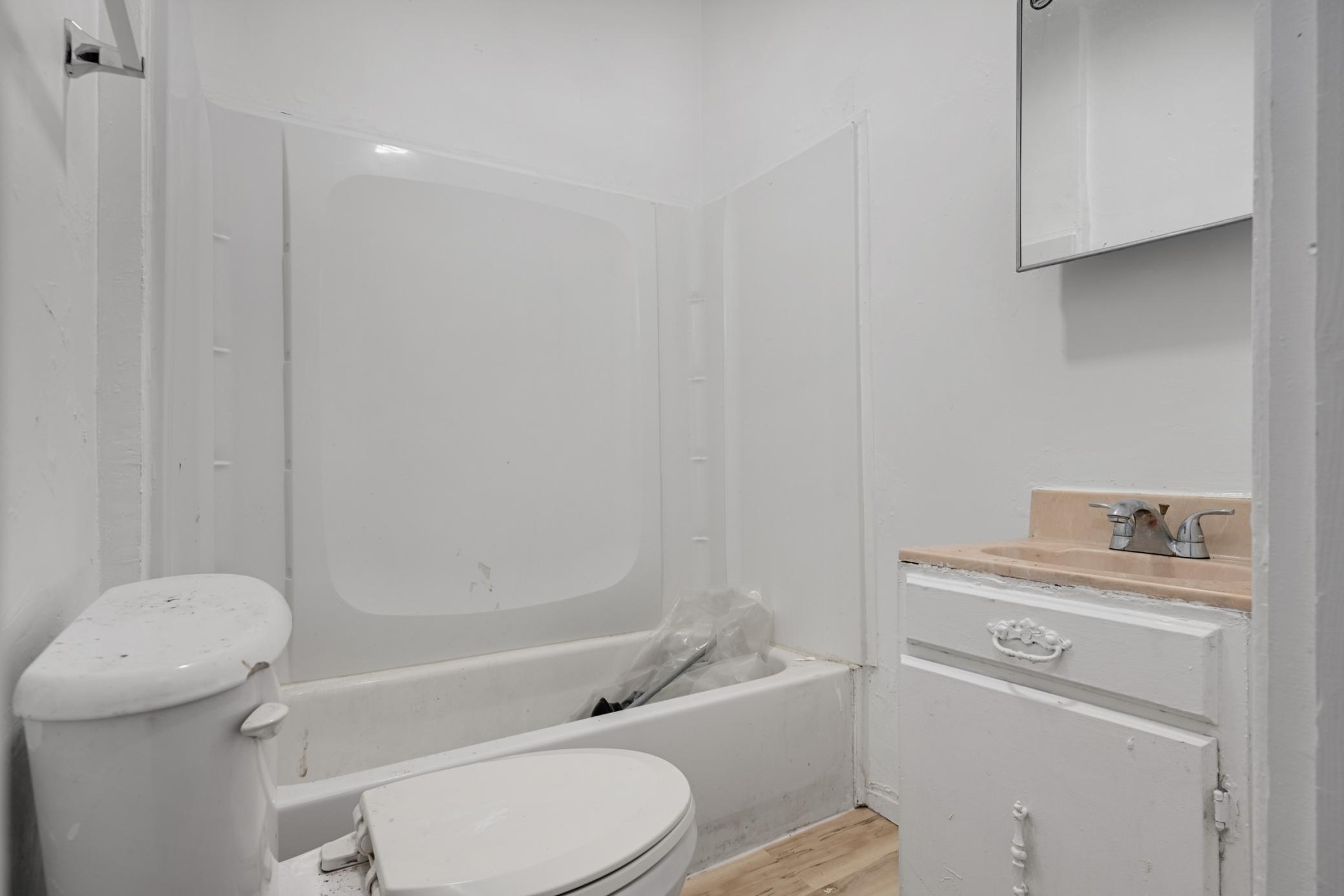 620 Cook Avenue E Property Photo 8