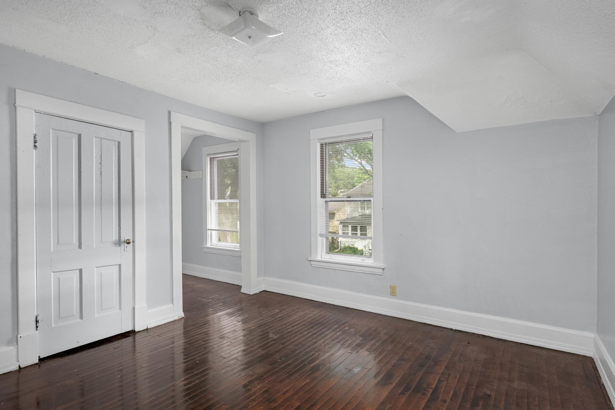 620 Cook Avenue E Property Photo 13